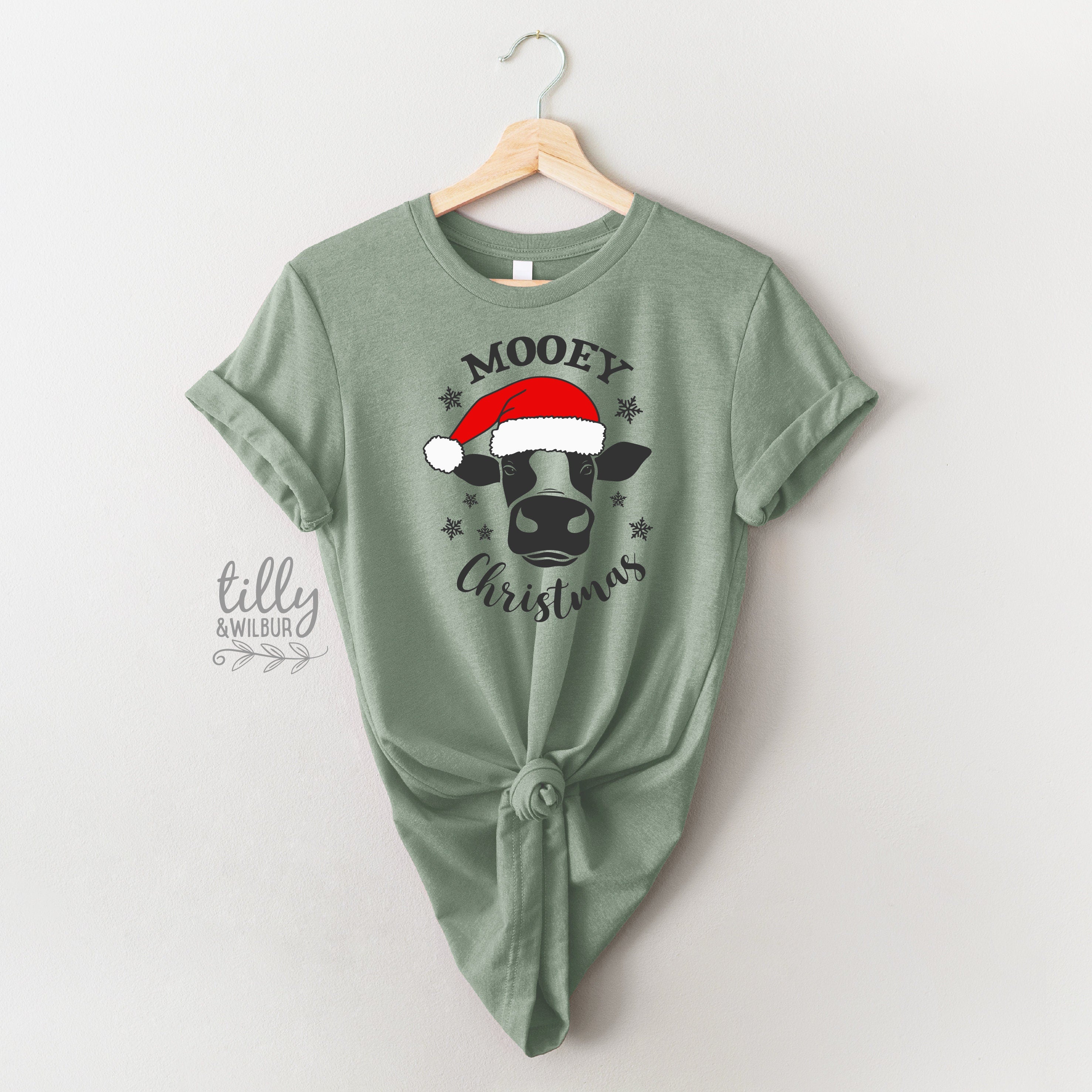 Festive Mooey Christmas T-Shirt - Multiple Colors Available - Perfect for Holiday Parties & Family Gatherings
