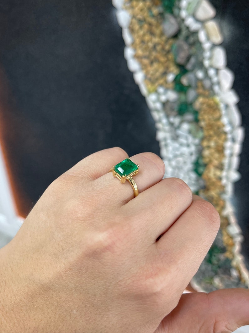 3.05 Carat AAA Emerald Solitaire 18K Gold Engagement Ring for Women - Perfect for Proposals, Weddings & Anniversary Gifts