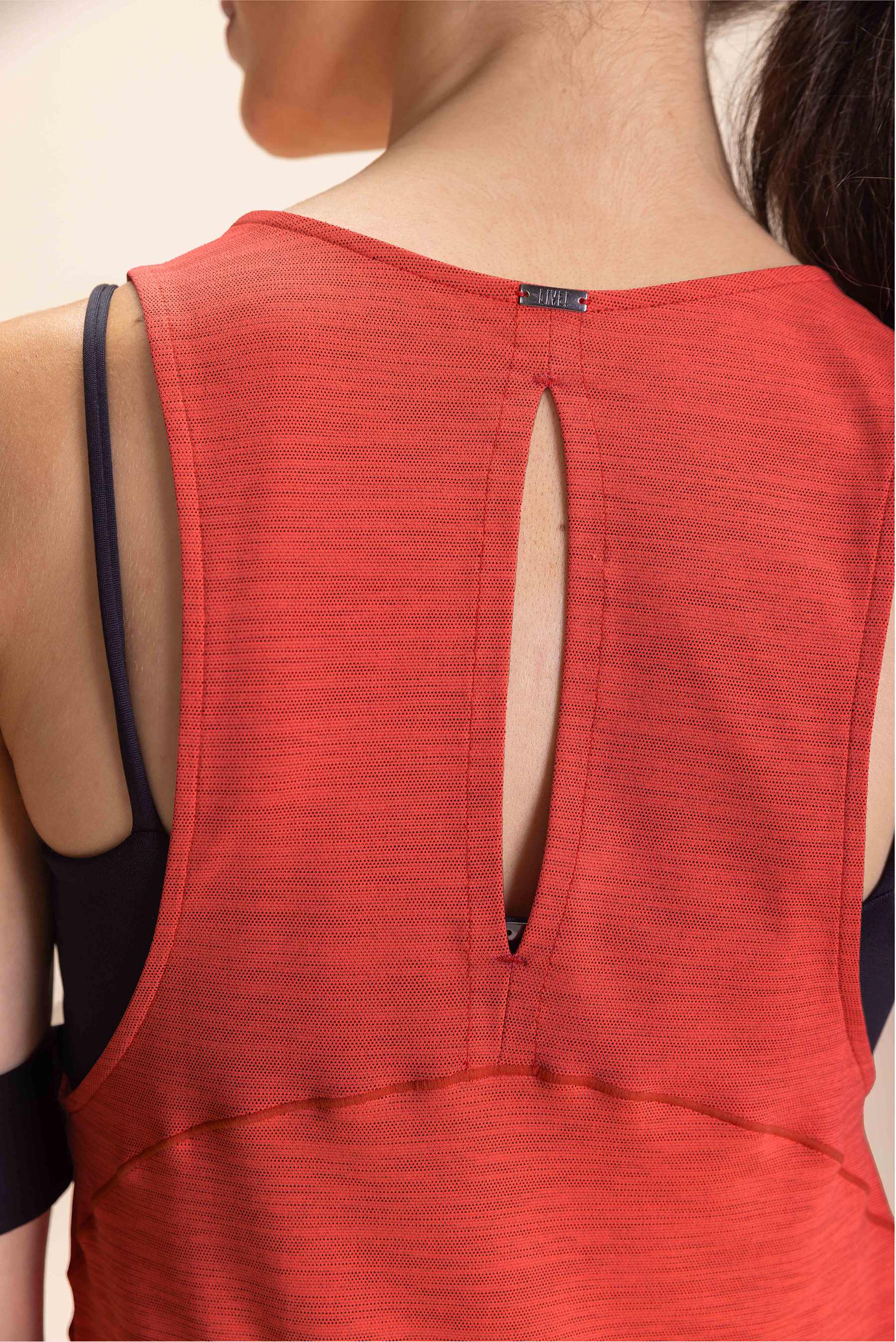 Breathable Seamless Skin Tank Top for Women - Comfortable Workout & Yoga Top for Gym, Running & Casual Wear