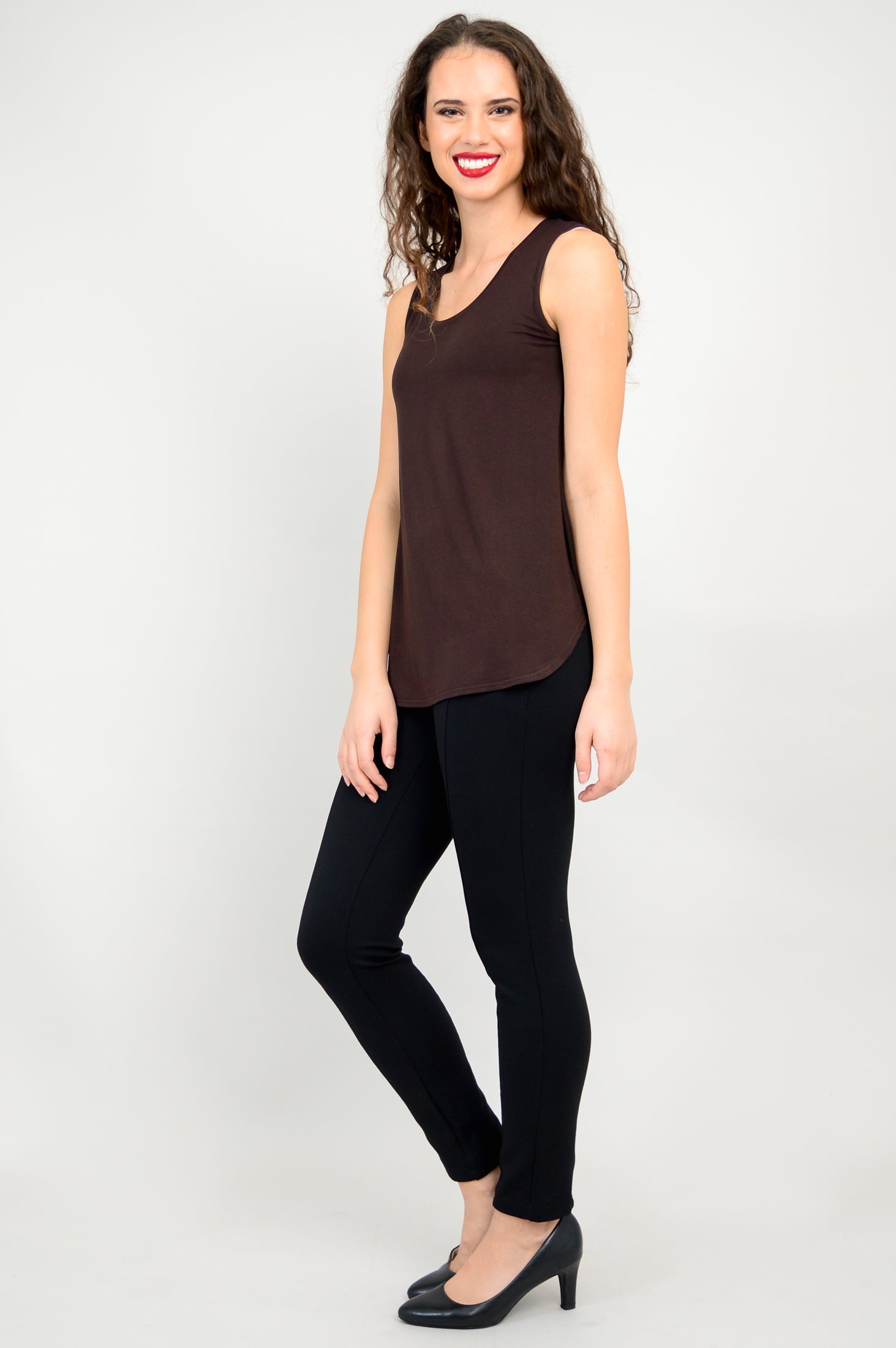 Stylish Jazz Tank Top for Women - Soft Bamboo Fabric, Coffee Color - Perfect for Casual Wear, Yoga & Summer Outfits