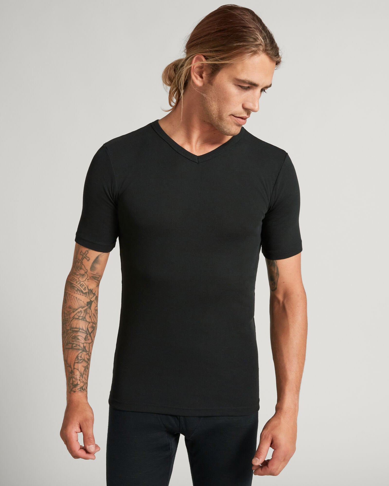 Premium KMDCore Black T-Shirt for Men & Women - Soft Cotton Comfort Fit Tee - Perfect for Casual Wear, Gym, and Everyday Outfits