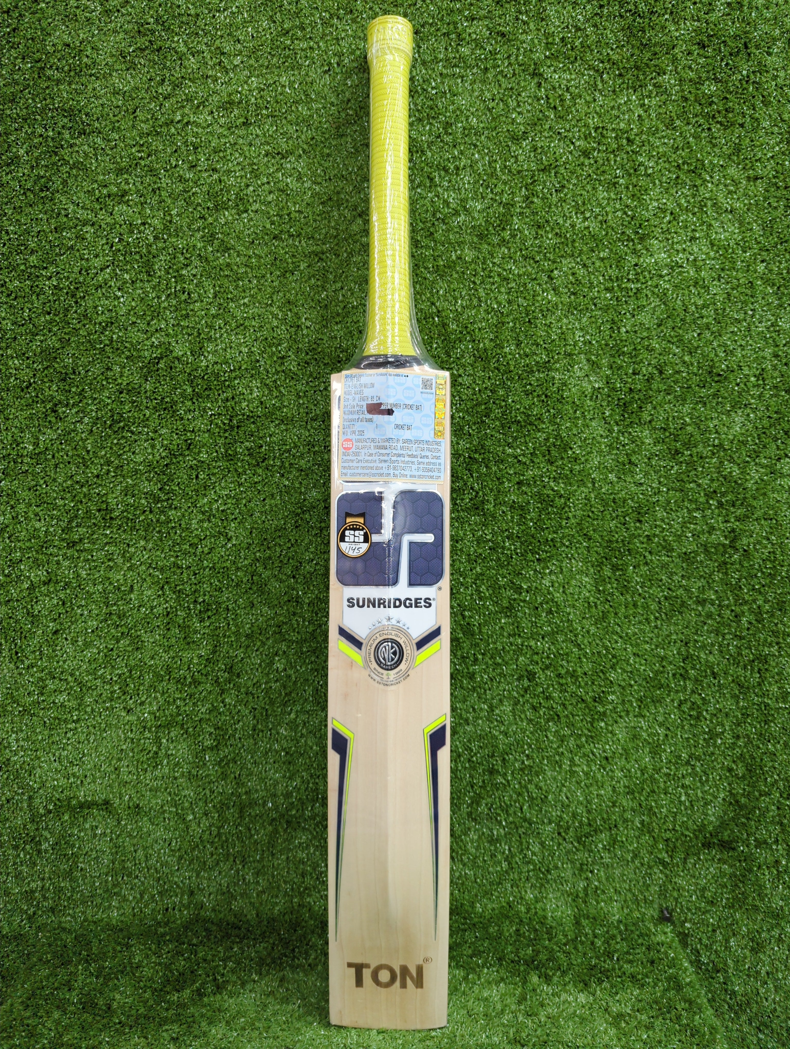 Premium SS Waves English Willow Cricket Bat - Long Blade for Professional Players - Perfect for Matches, Practice & Training Sessions
