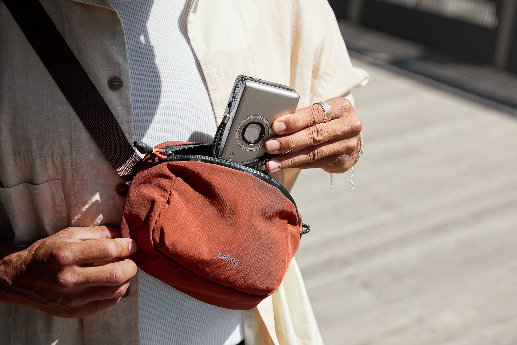 Bellroy Lite Belt Bag - Ultra Lightweight & Durable Waist Pack for Men & Women | Perfect for Travel, Hiking, Running & Everyday Use