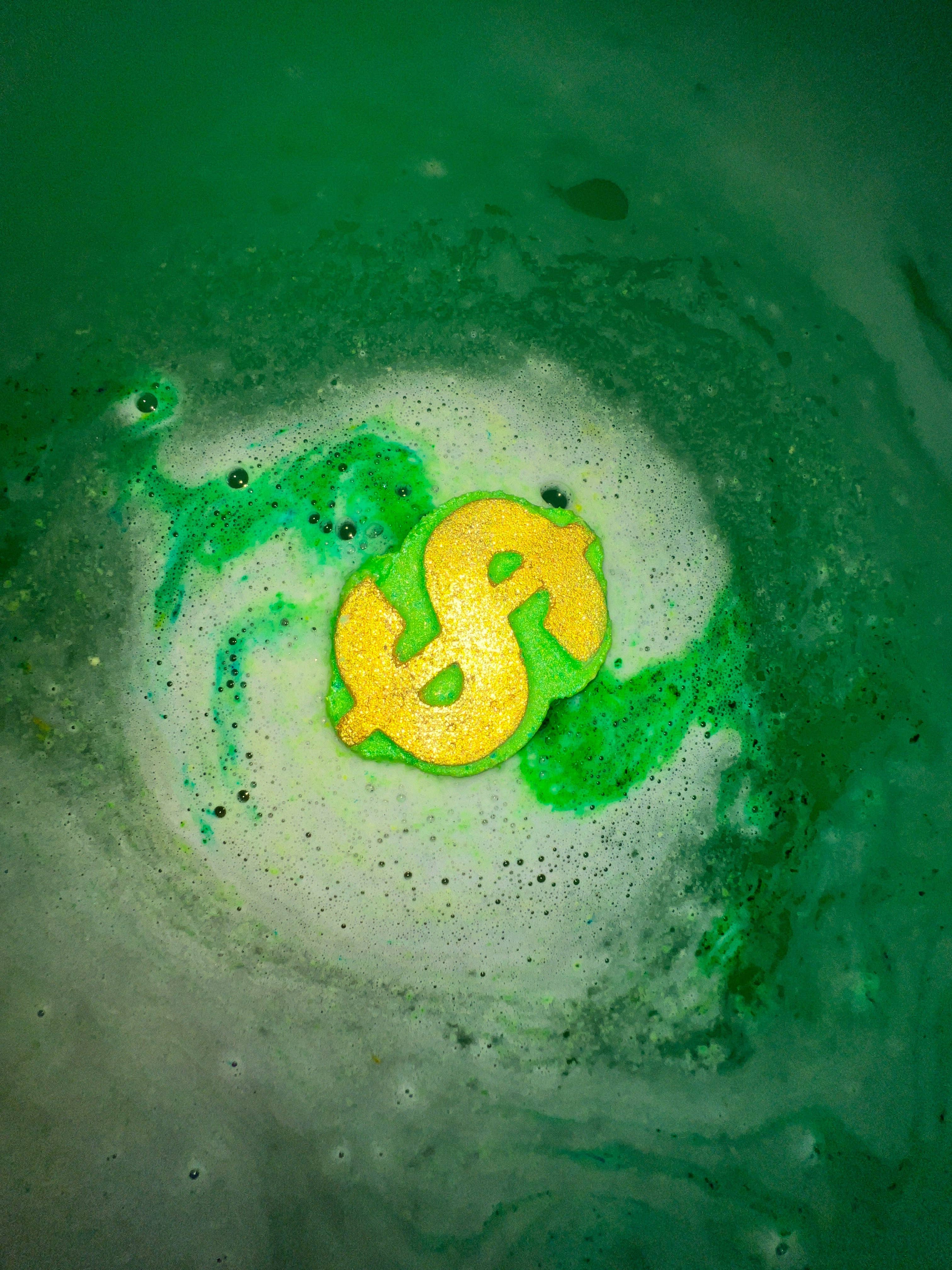 Lucky Dollar Crystal Infused Bath Bomb - Natural Relaxation & Aromatherapy for Stress Relief | Perfect for Spa Nights, Self-Care Gifts & Luxury Bath Time
