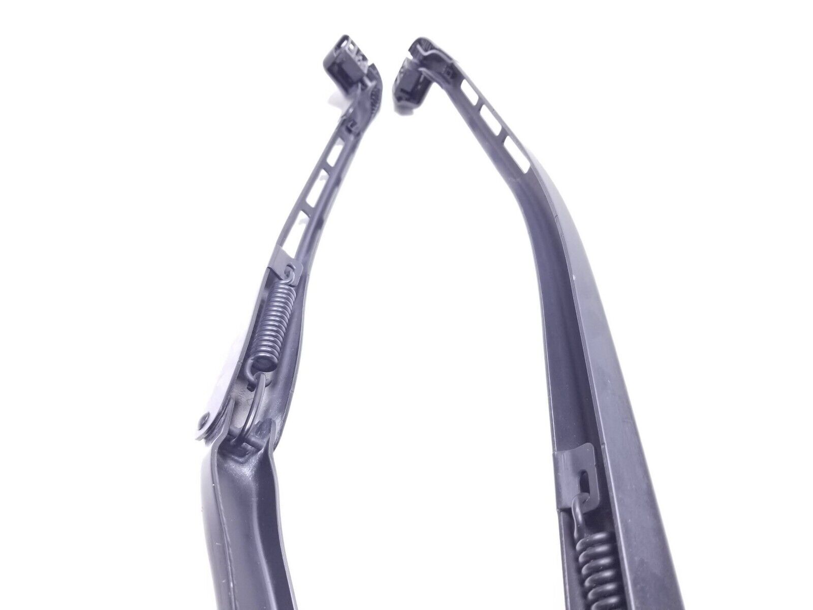 BMW E90 328i 330i 335i Wiper Blade Arms Set - Left & Right Side Replacement Parts (2006-2011) - Perfect for Rainy Weather & Winter Driving