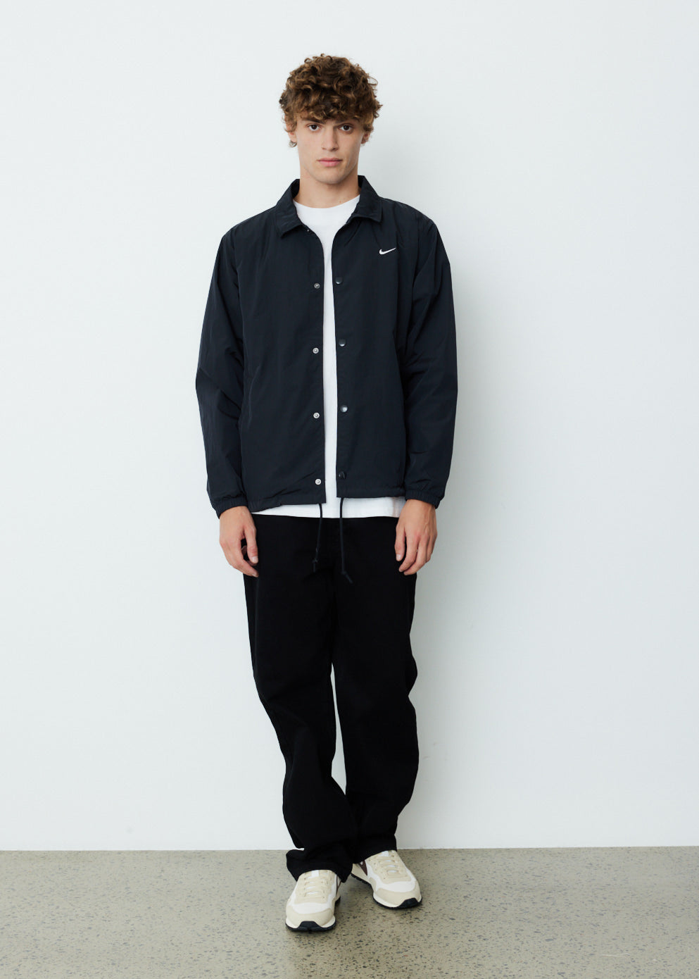 Authentic Coaches Jacket for Men & Women - Lightweight Windbreaker with Zip Front & Stylish Design - Perfect for Outdoor Sports, Casual Wear & Street Fashion