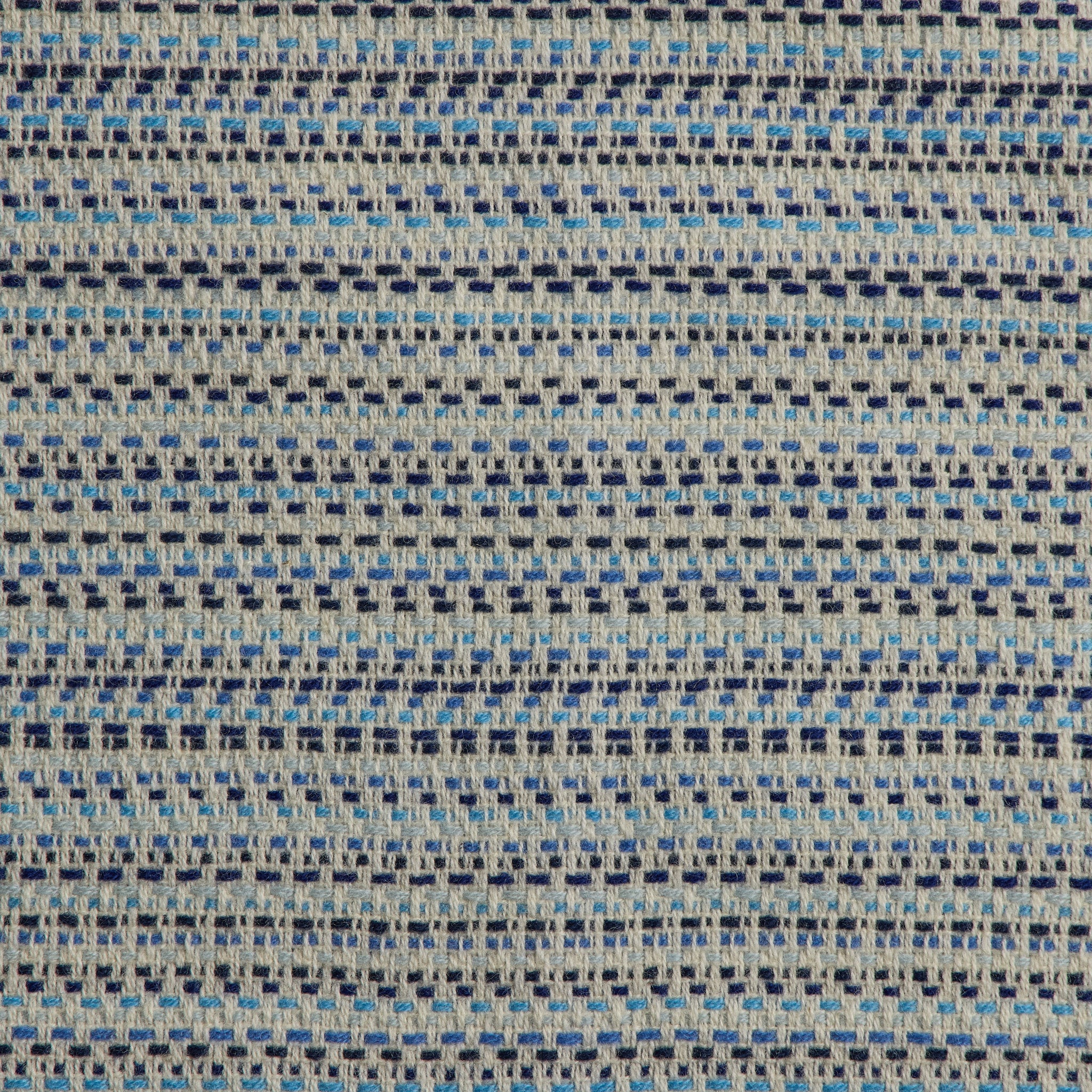 Juli Throw in Blues - Soft & Cozy Knitted Blanket for Home, Office, or Travel - Perfect for Couches, Beds, and Outdoor Picnics