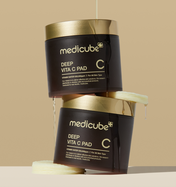 Medicube Deep Vita C Pad - 70 Pads Brightening & Exfoliating Face Mask for Glowing Skin | Korean Skincare for Acne, Dark Spots & Wrinkles | Perfect for Night Routine & Travel Skincare