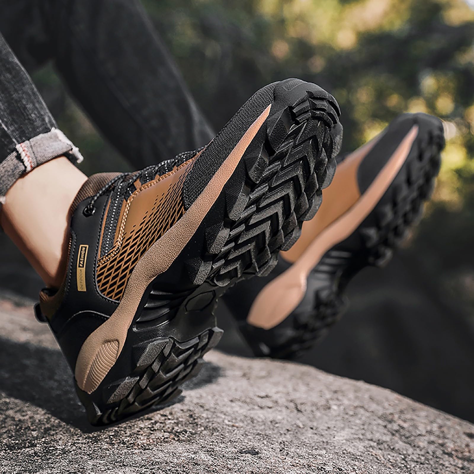 Barefoot Shoes for Men - Non-Slip Waterproof Winter Hiking Boots with Heel Spurs | Lightweight Trekking & Motorcycle Shoes | Wide Toe Box for Comfort | Ideal for Outdoor Adventures, Mountain Climbing & Safety Work