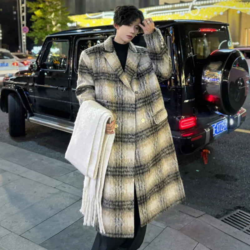 Wool Plaid Coat for Women - Turn Down Collar, Contrast Color Pockets, Single Breasted Winter Jacket | High Street Fashion 2024 | Perfect for Office Wear, Casual Outings & Cold Weather Layering