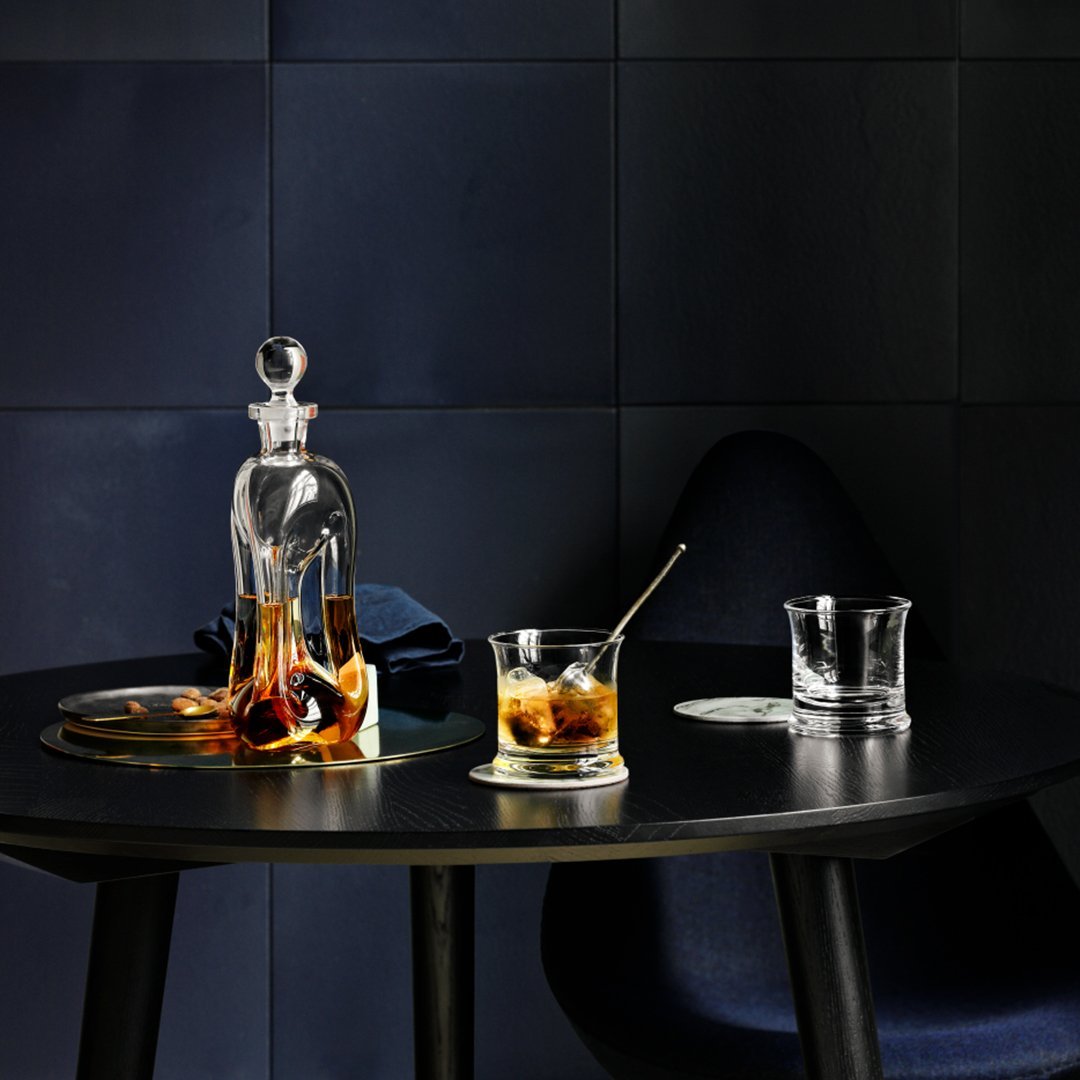 Klukflaske Premium Glass Spirits Bottle - Elegant Liquor Decanter for Whiskey, Vodka, Rum & More - Perfect for Home Bar, Gifts & Entertaining