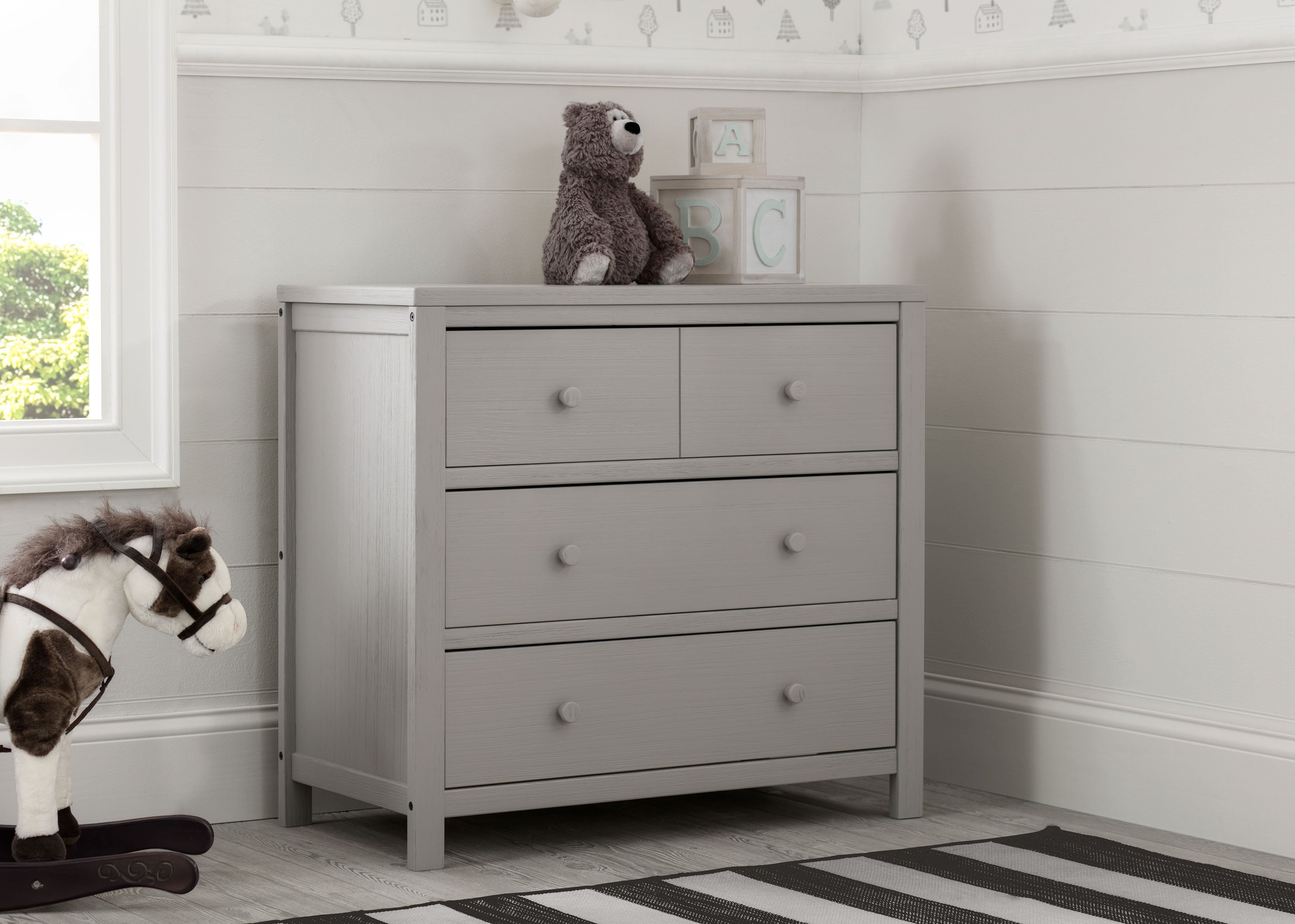 Cambridge 3-Drawer Wooden Dresser for Bedroom - Sturdy Storage Chest with Smooth Gliding Drawers | Perfect for Bedroom Organization, Guest Room, or Nursery Furniture