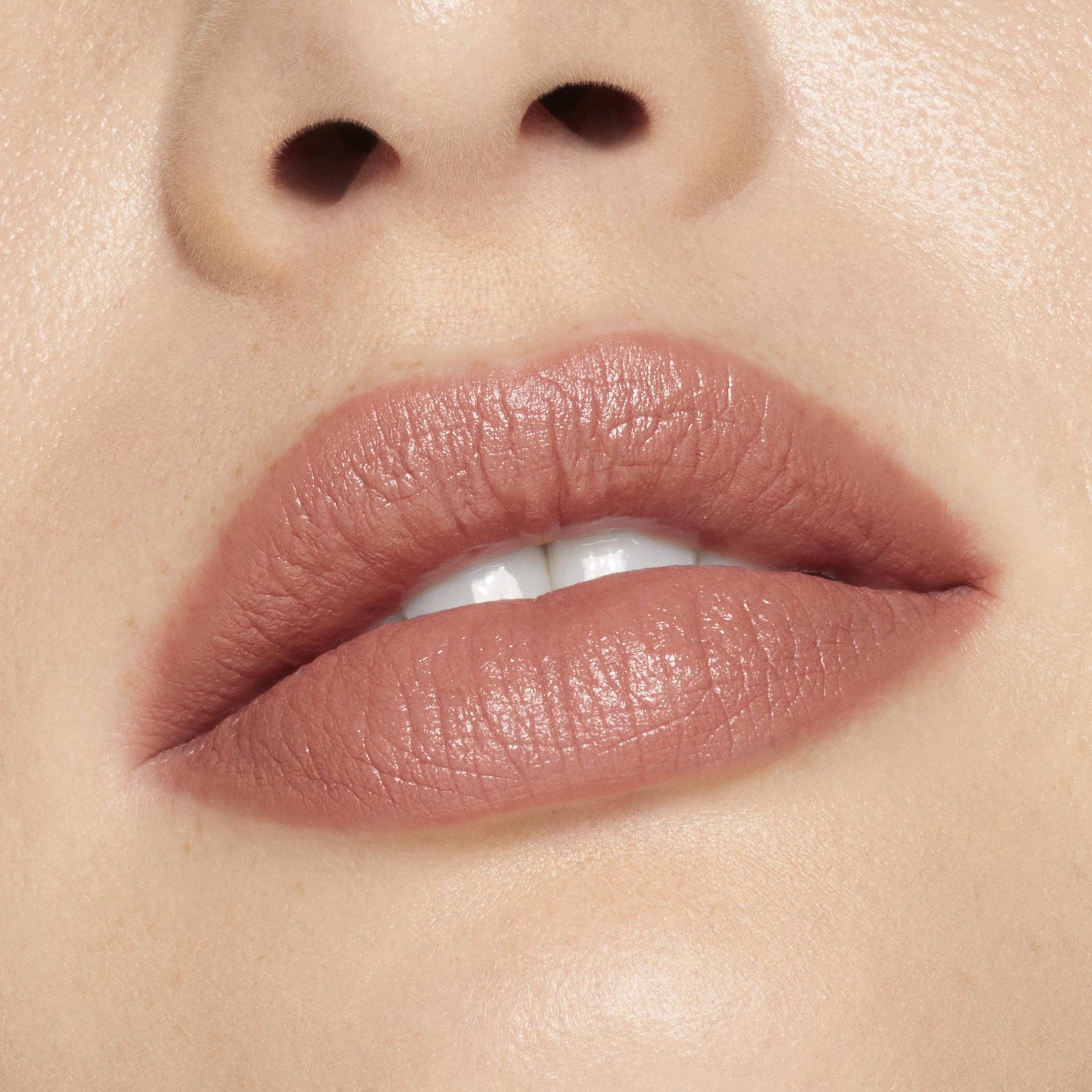 Long-Lasting Matte Creme Lipstick - Hydrating & Non-Drying, 12 Vibrant Colors for All-Day Wear - Perfect for Parties, Dates & Everyday Makeup Looks