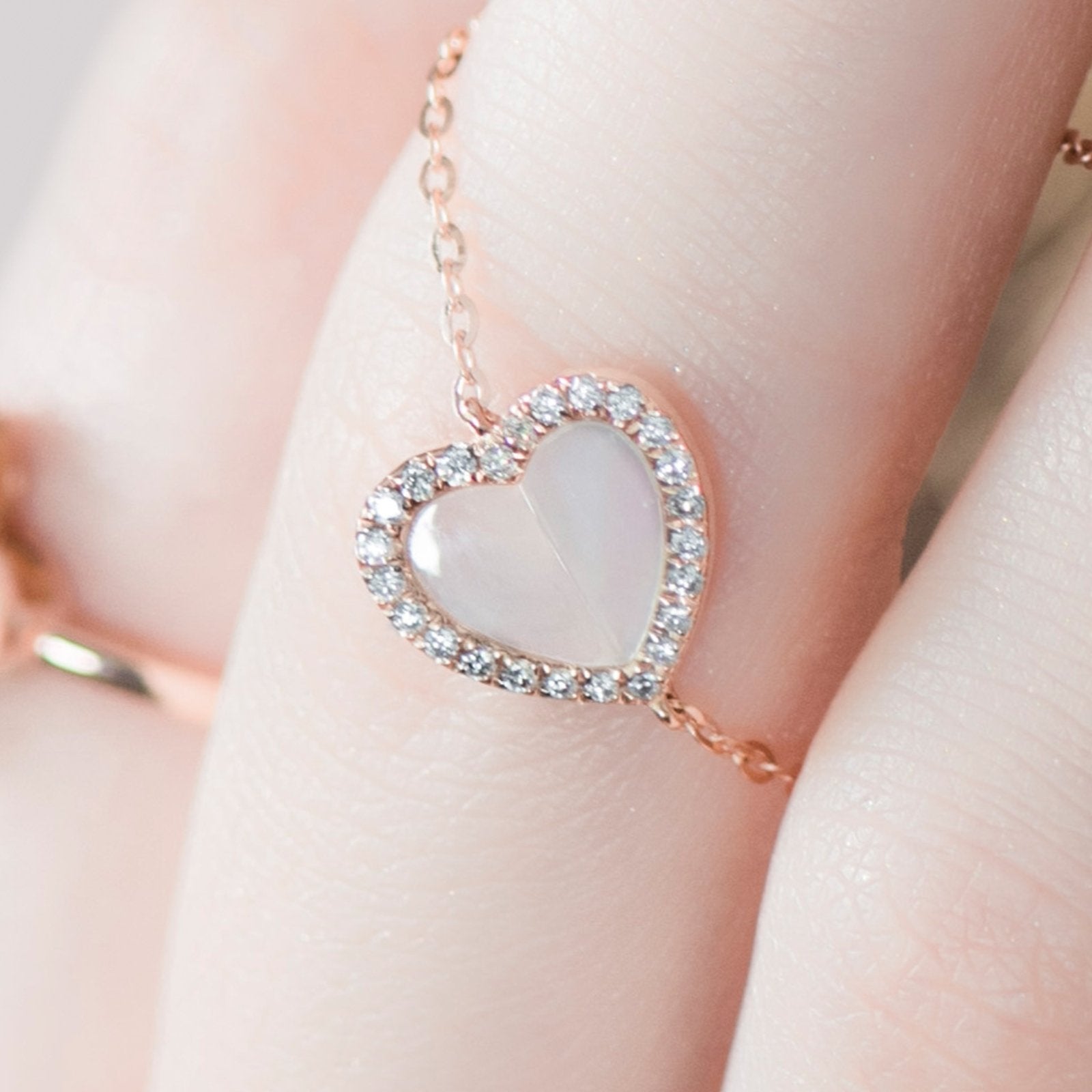 14k Rose Gold Mother of Pearl Heart Diamond Pendant Necklace for Women - Elegant Jewelry Gift for Valentine's Day, Anniversary & Special Occasions