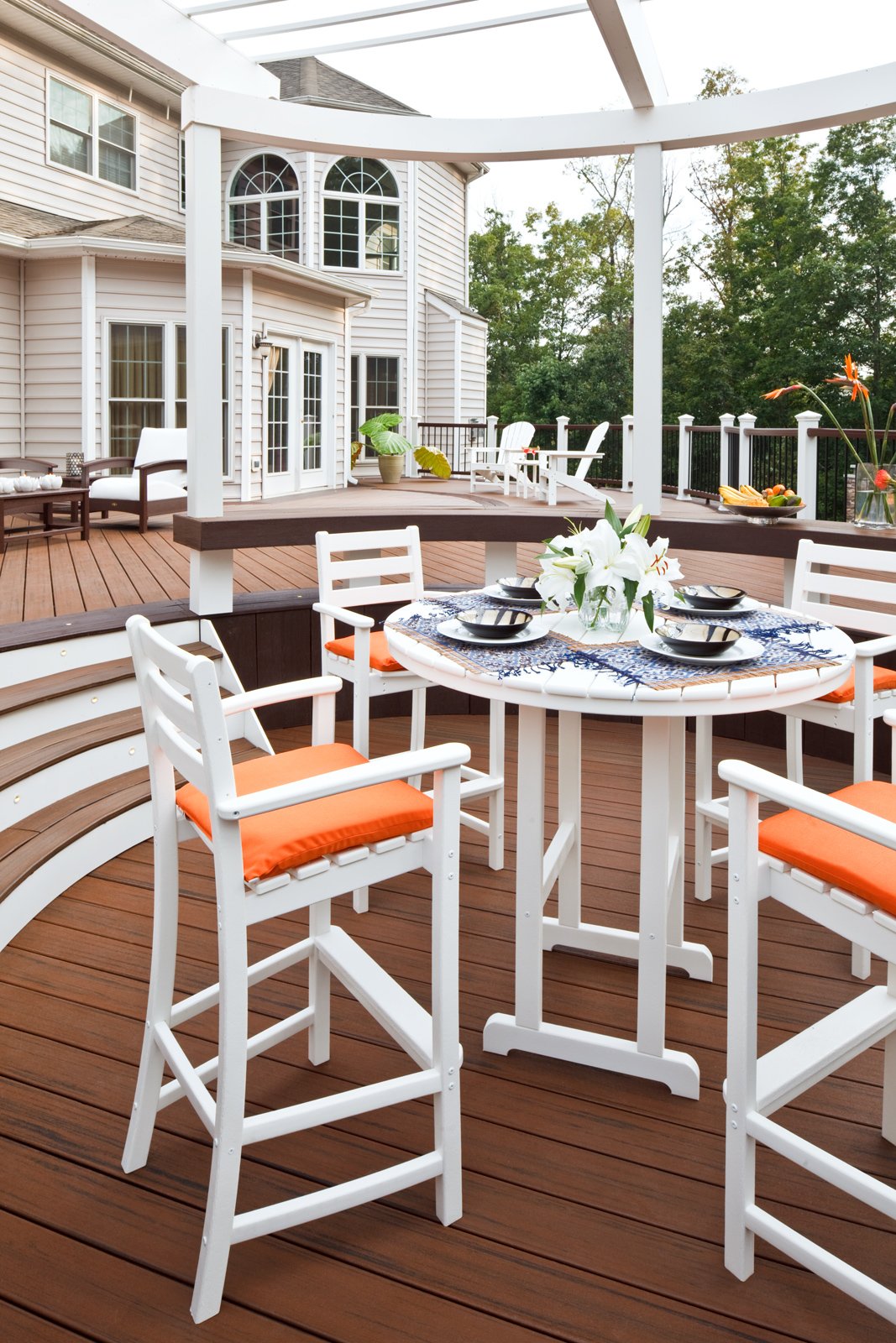 Trex Outdoor Furniture Monterey Bay Bar Rainforest Canopy Arm Chair - Weather-Resistant Patio Dining Chair for Backyard, Poolside & Deck Relaxation