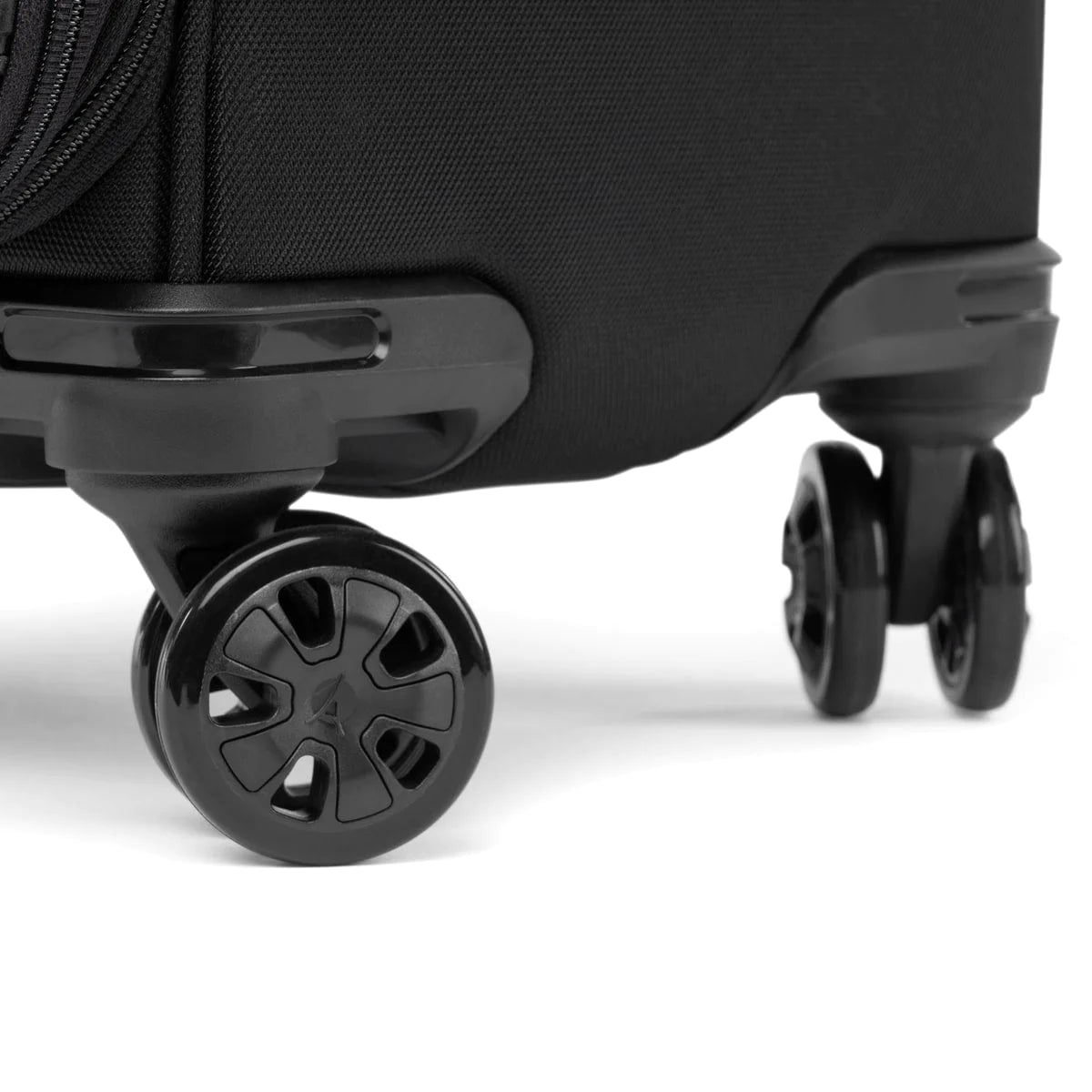 Travelpro Crew Classic Medium Expandable Spinner Luggage - 25