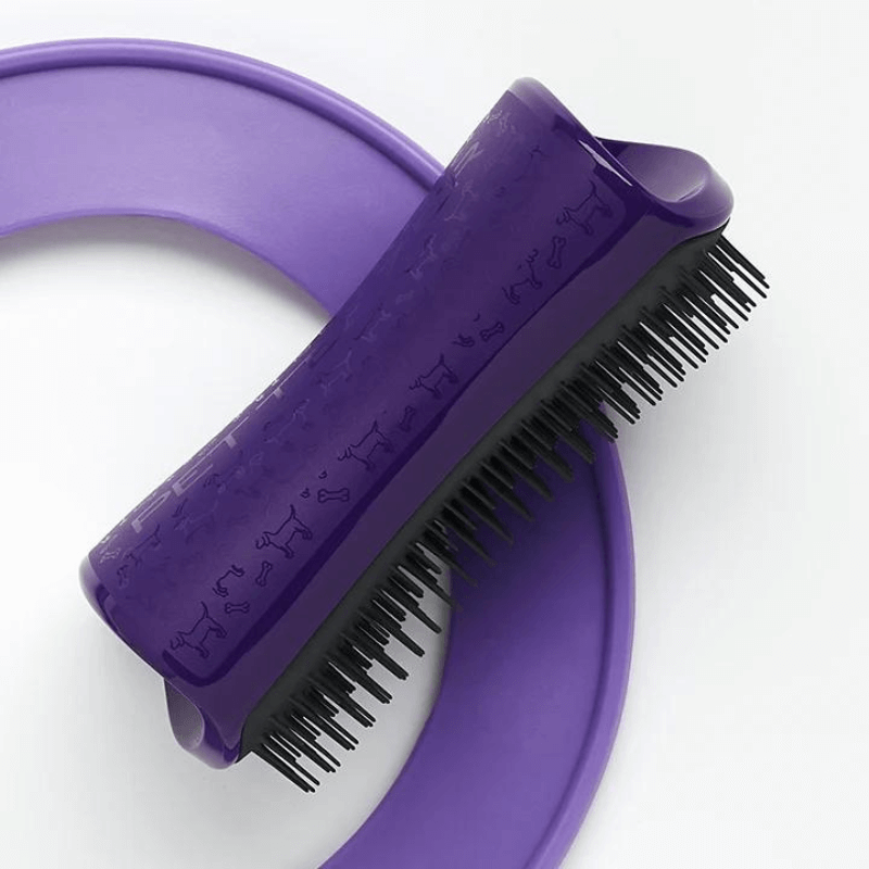 Tangle Teezer De-Shedding Dog Grooming Brush - Gentle Pet Hair Brush for Dogs & Cats - Reduce Shedding & Detangle Fur - Perfect for Daily Grooming at Home or Professional Use
