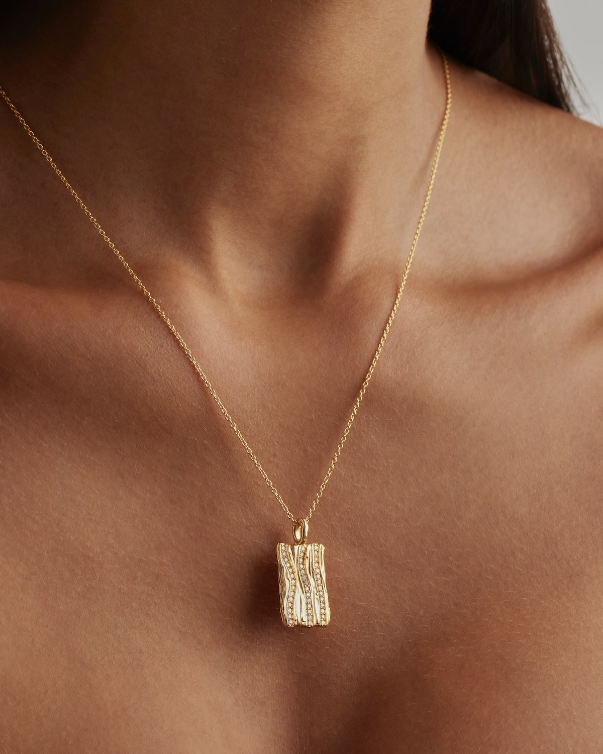 18K Gold Vermeil Embrace Stillness Necklace - Dainty Minimalist Pendant for Women | Perfect for Everyday Wear, Date Nights & Special Occasions