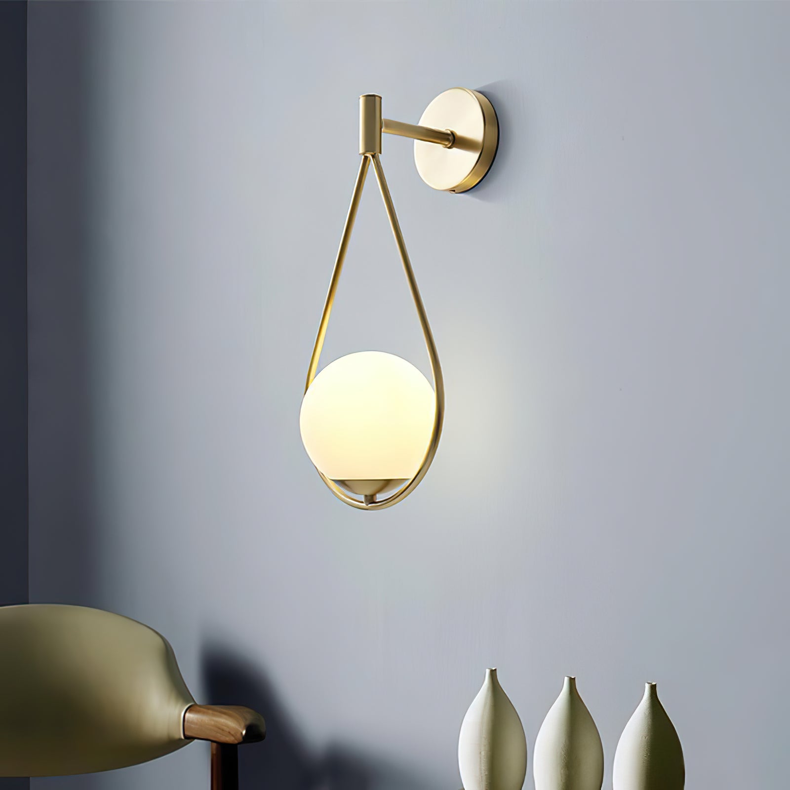 Vintage Brass Vanity Wall Lamp - Elegant Sconce Lighting for Bathroom, Bedroom & Dressing Room - Perfect for Makeup, Reading & Ambient Lighting