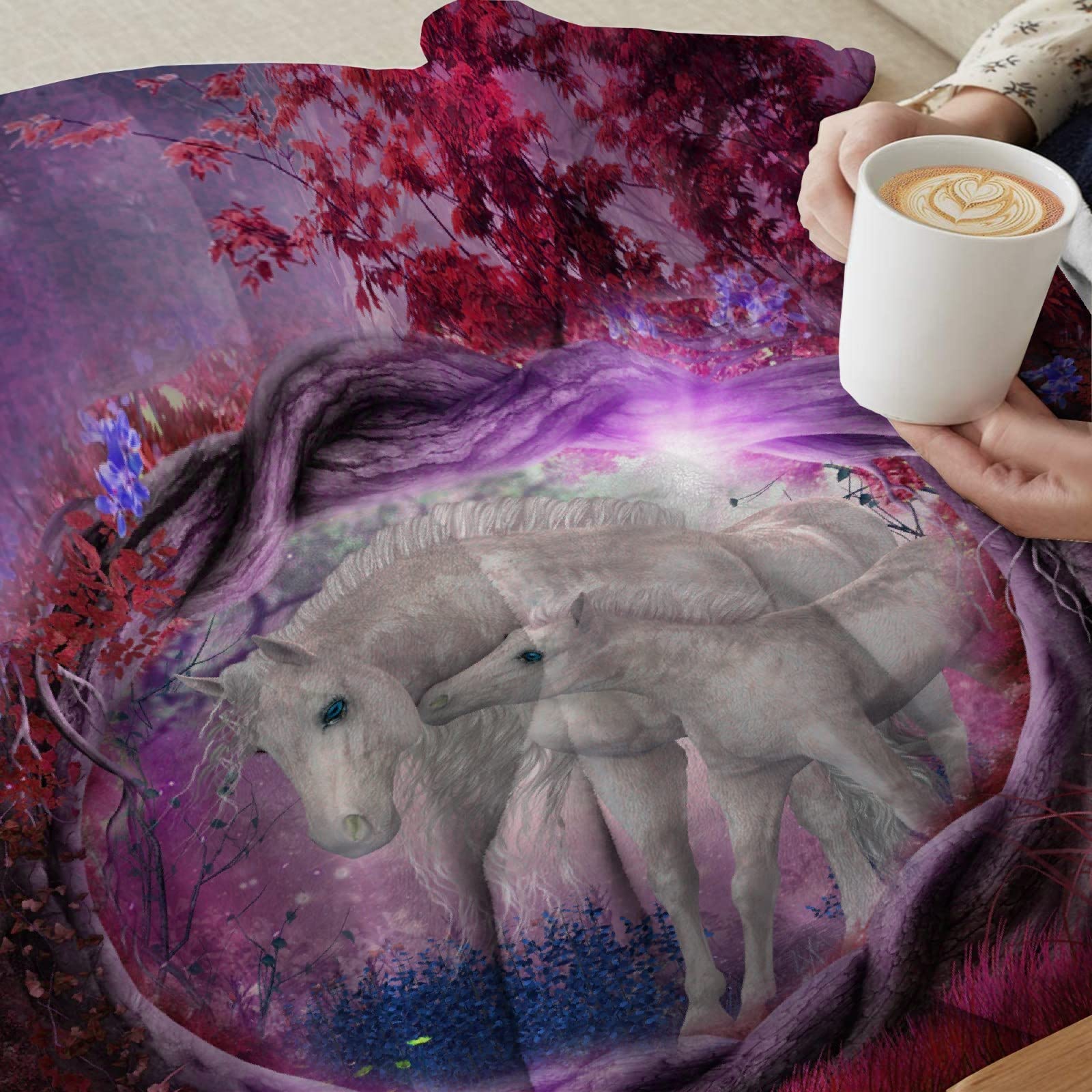 Premium Microfiber Flannel Horse Print Throw Blanket - Ultra Soft Lightweight Cozy Blanket for Couch, Bed, Sofa & Chair - 120