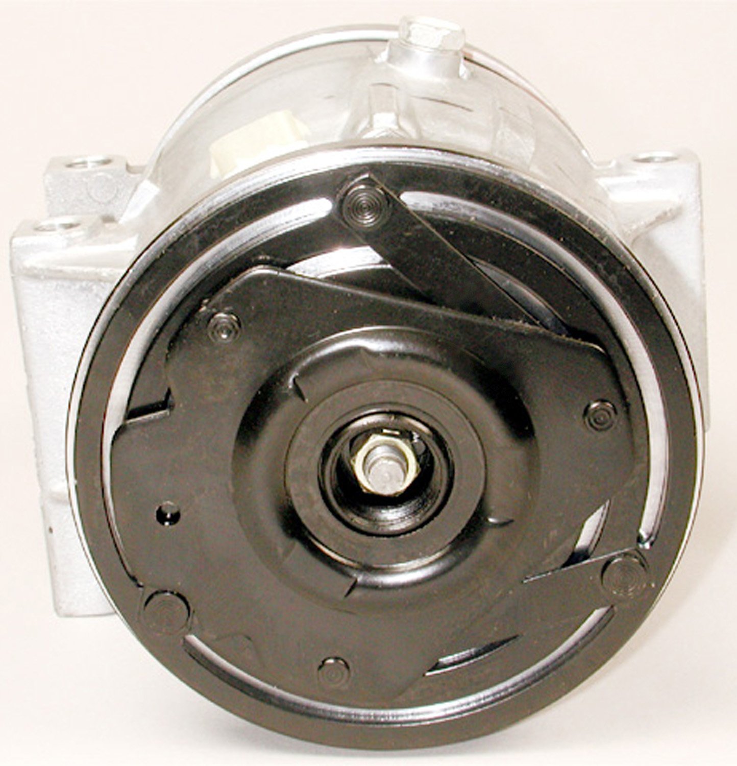Delphi CS0051 High-Performance Air Conditioning Compressor - Reliable Car AC Replacement Part for Smooth Cooling | Perfect for Hot Climates & Long Road Trips