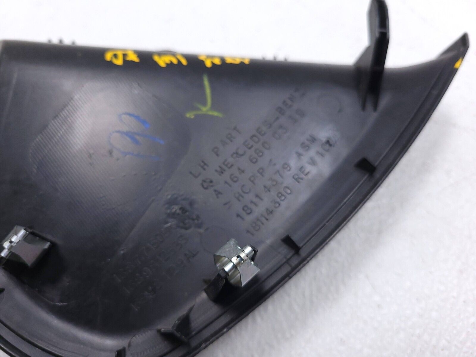 2006-2011 Mercedes ML500 Left Driver Side Dash End Cap - OEM Replacement Part for Interior Trim & Dashboard Repair | Perfect for Car Restoration & DIY Auto Maintenance