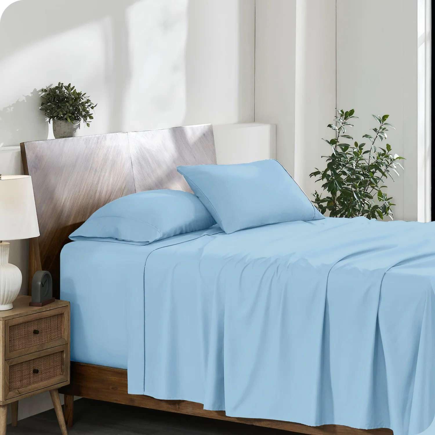 Premium 4-Piece Queen Size Extra Deep Pocket Sheet Set - 18 to 24 Inch Fitted Cotton Bed Sheets in Light Blue - Perfect for Thick Mattresses, Adjustable Beds & Luxury Bedrooms