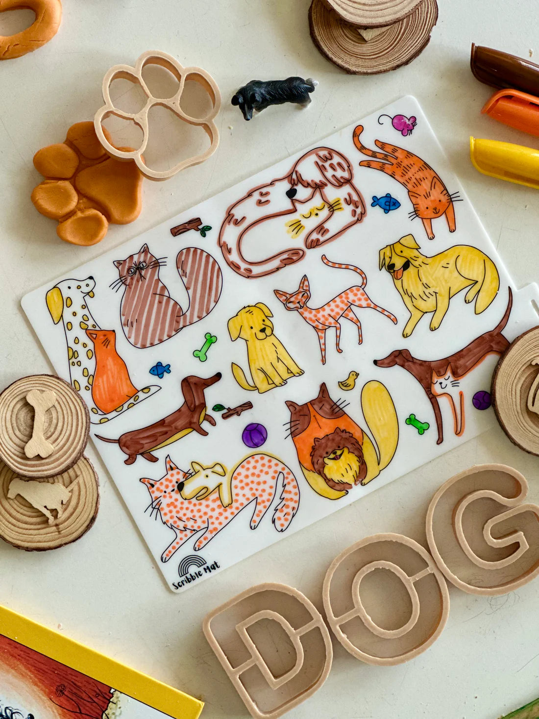 Reusable Mini Scribble Mat Set for Kids - Cats & Dogs Design | Doodle Drawing Board for Toddlers | Perfect for Travel, Restaurants & Home Playtime