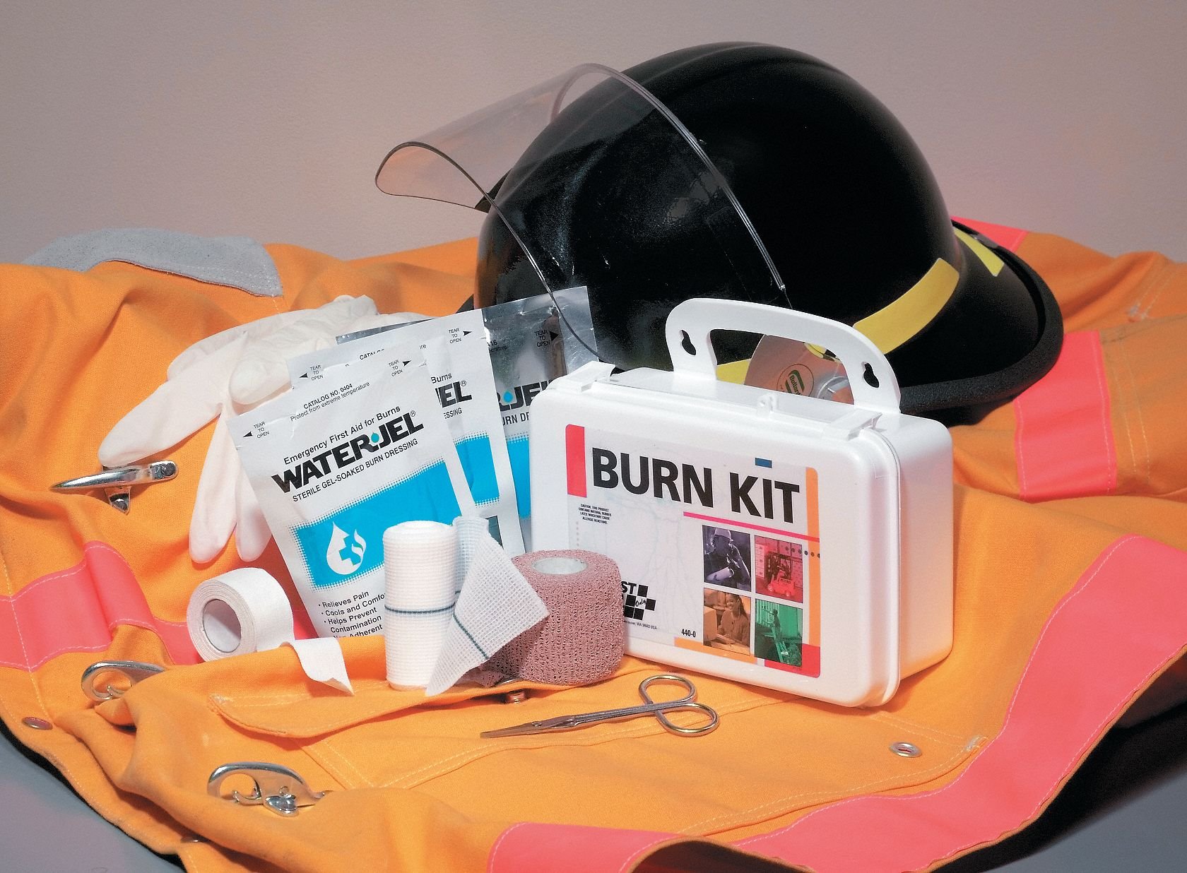 12-Piece Plastic Burn Care Kit for First Aid, Emergency, and Home Use