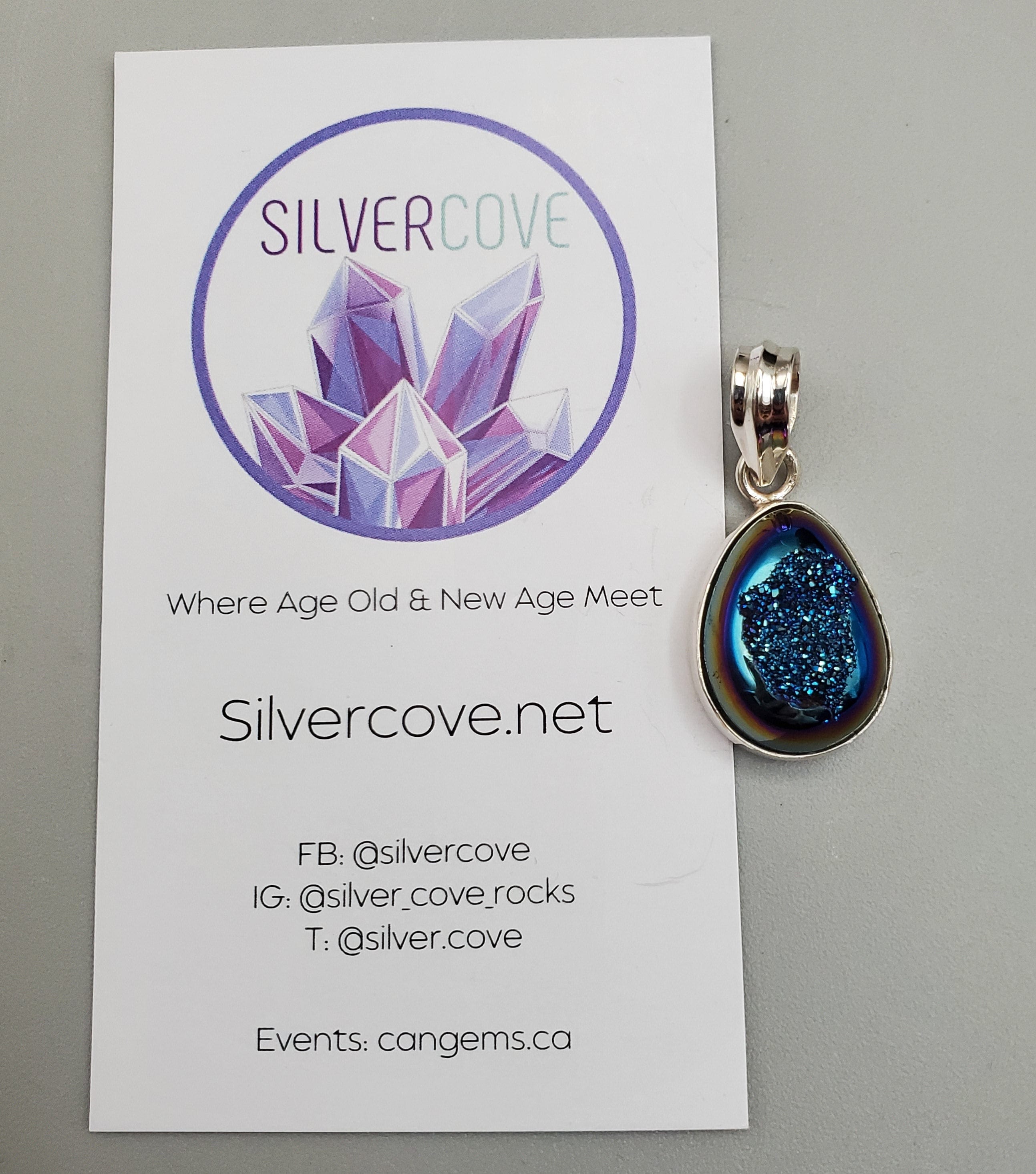 Aura Druzy Pendant Necklace - Natural Crystal Healing Jewelry for Women - Perfect for Meditation, Yoga & Spiritual Gifts