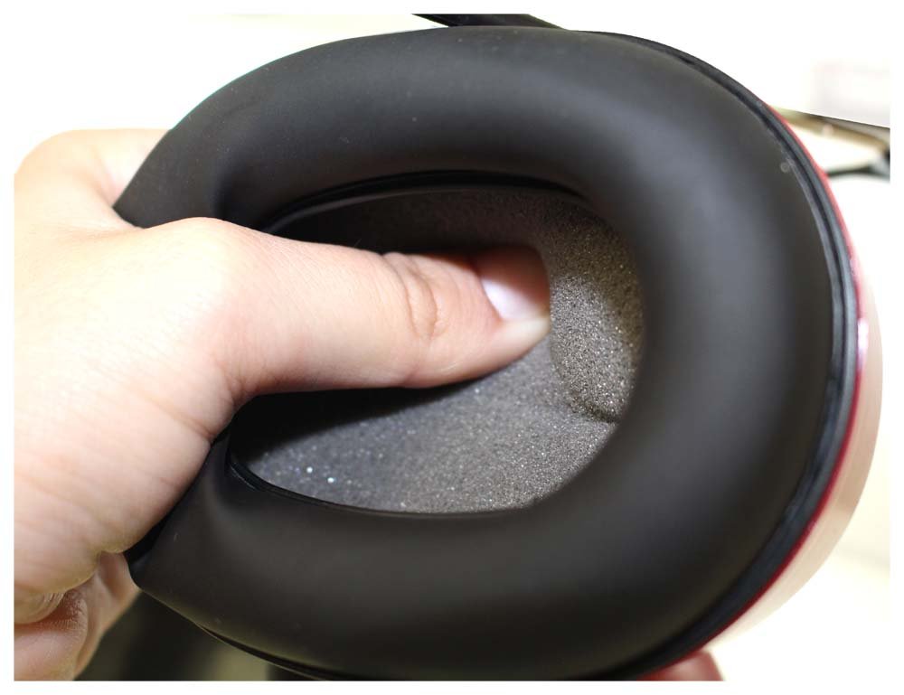 Stalwart 75-0865 Hawk Deluxe Performance Ear Muffs - Noise Cancelling Hearing Protection for Shooting, Construction & Industrial Work - Comfortable Safety Earmuffs for Loud Environments