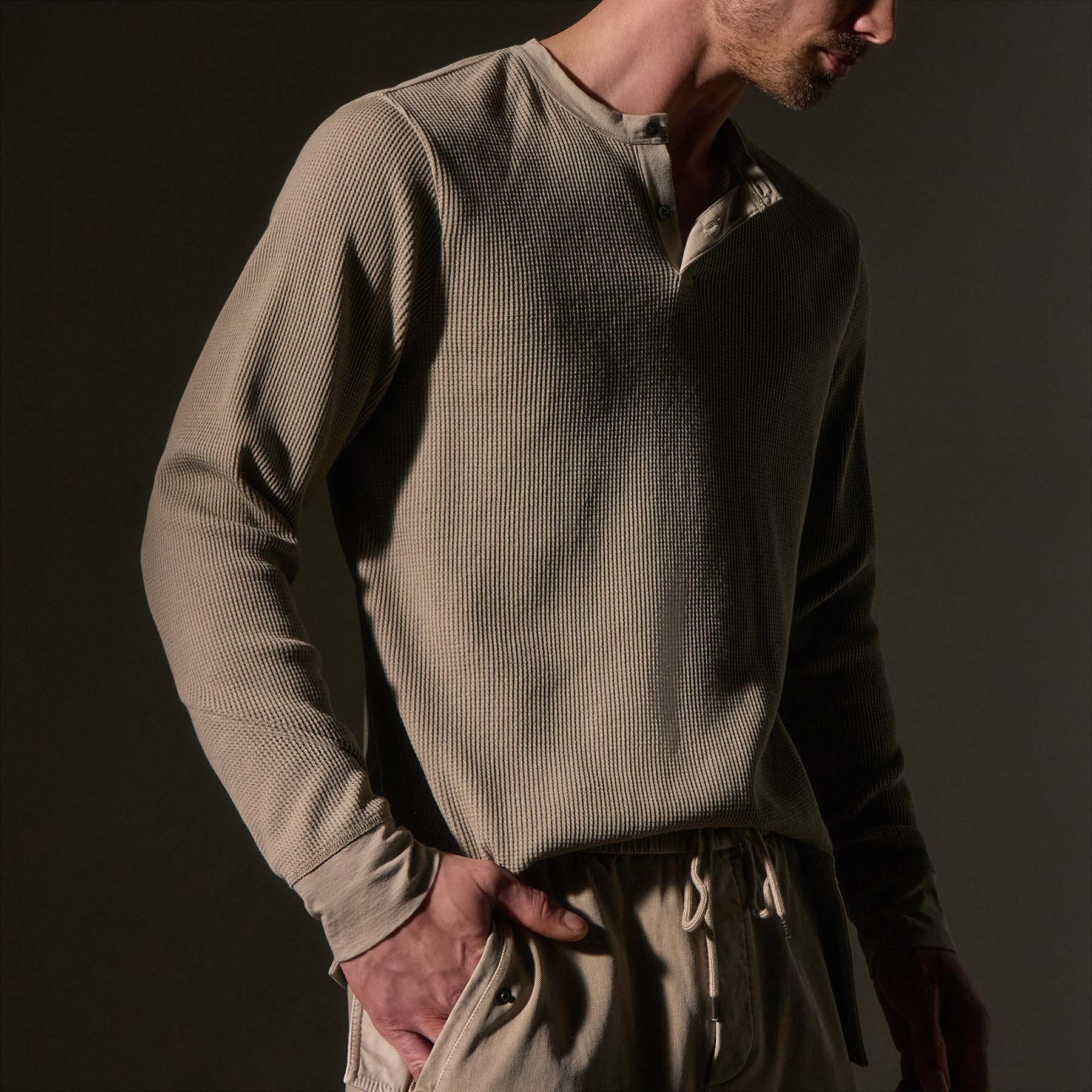 Premium Cotton Linen Waffle Henley Shirt for Men - Breathable & Comfortable Casual Wear - Perfect for Summer Outings & Beach Vacations