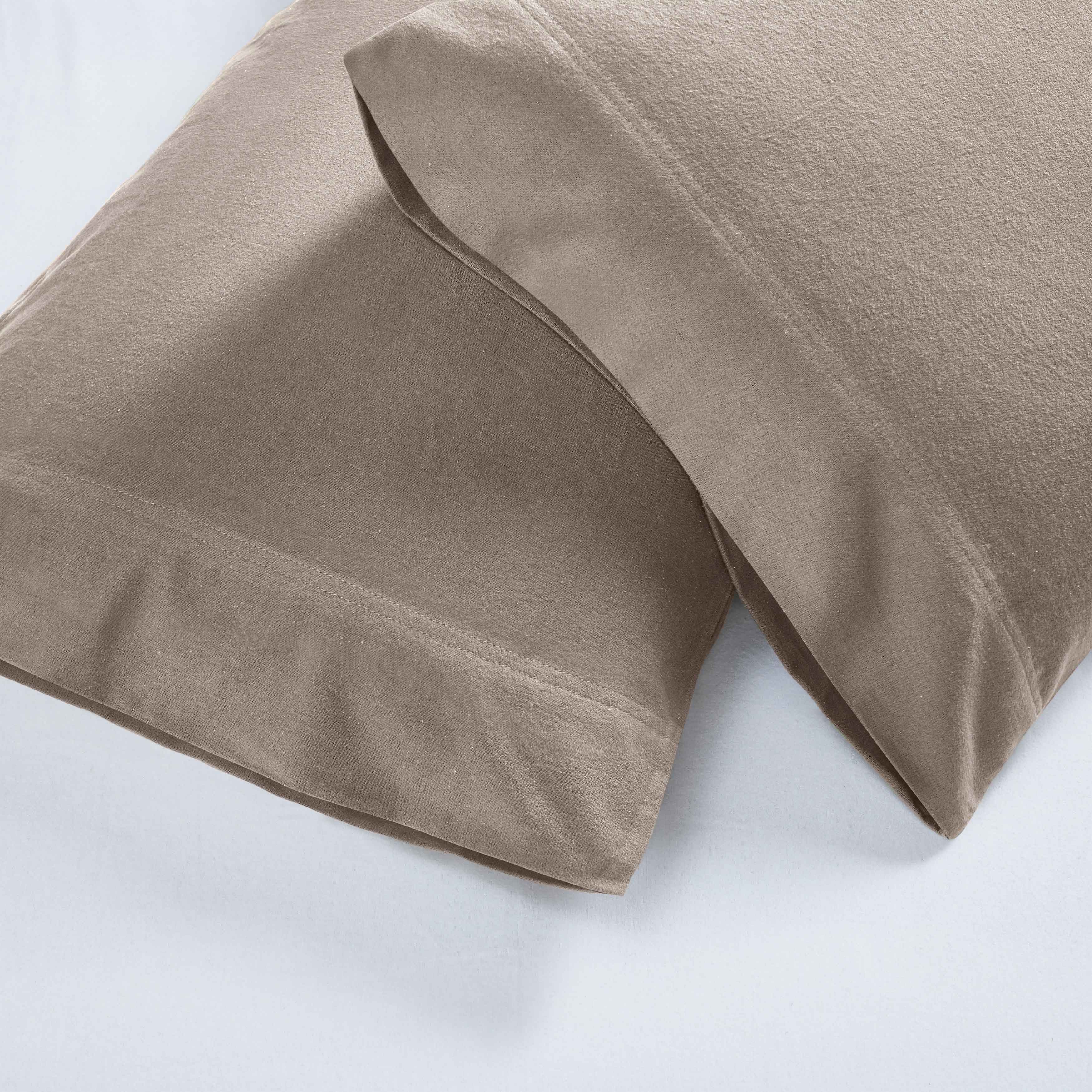 Premium Rome Flannel Cotton Solid Brushed Pillowcase Set of 2 - Ultra Soft & Cozy Bedding for Winter Nights - Perfect for Master Bedroom, Guest Room & Cold Weather Comfort