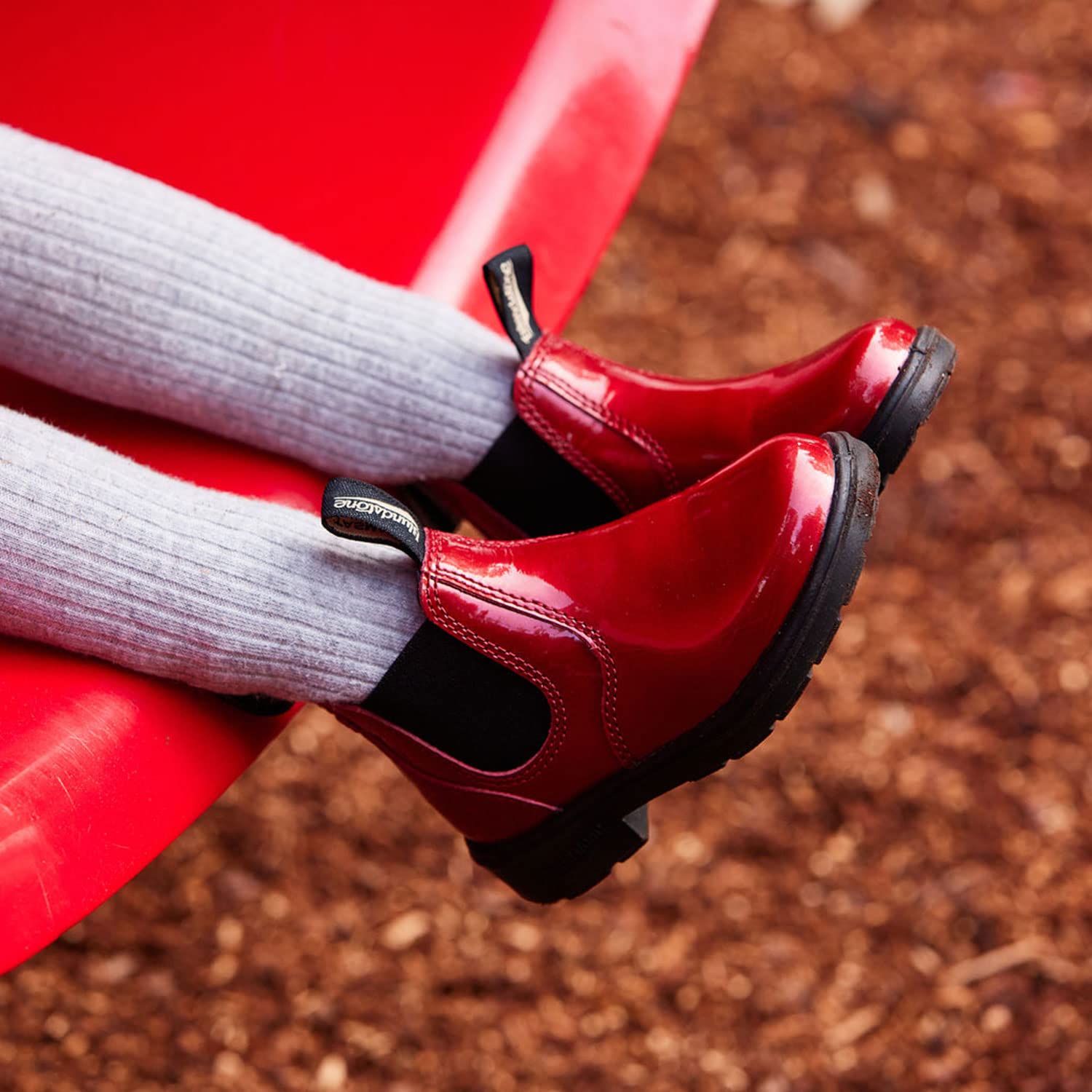 Blundstone Range Boots for Kids - Patent Red (Toddler/Little Kid/Big Kid Sizes AU 2 / US 3-3.5) - Durable & Comfortable Leather Boots for Outdoor Play, School & Everyday Wear