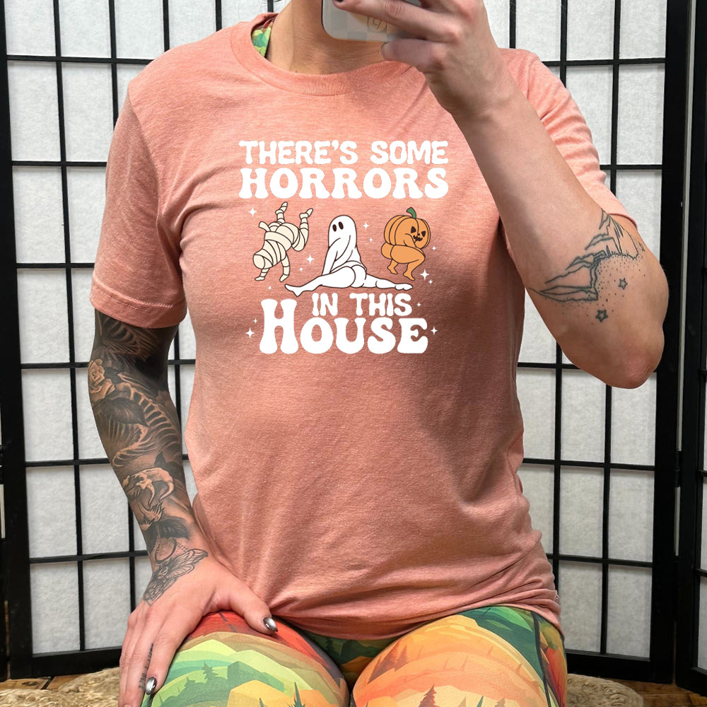 Unisex Horror Movie T-Shirt - 'There's Some Horrors In This House' Graphic Tee for Halloween, Cosplay & Horror Fans