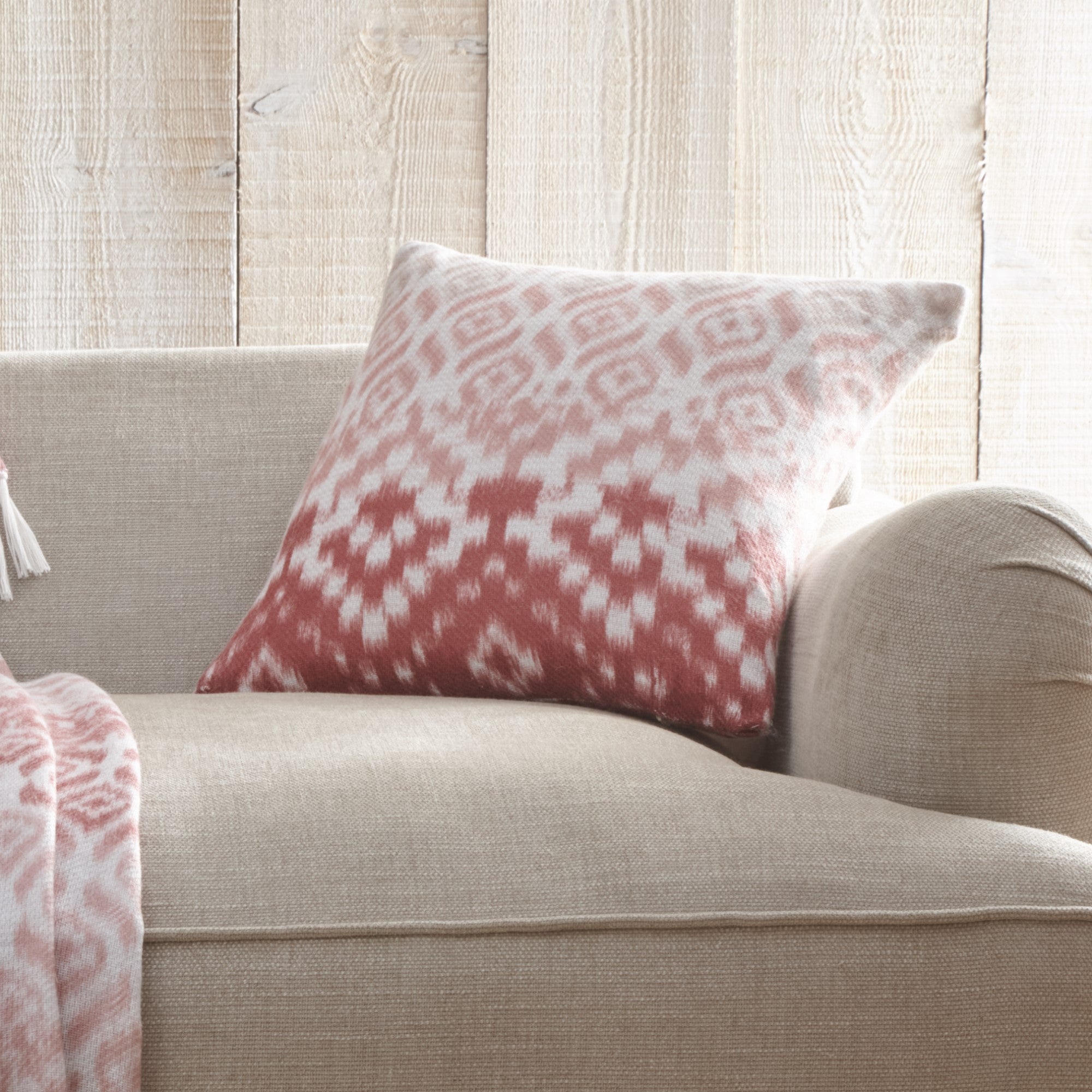Appletree Hygge Sakari Cushion - Soft Boho Throw Pillow Cover for Sofa & Bed - Cozy Home Decor in Terracotta - Perfect for Living Room, Bedroom & Nursery