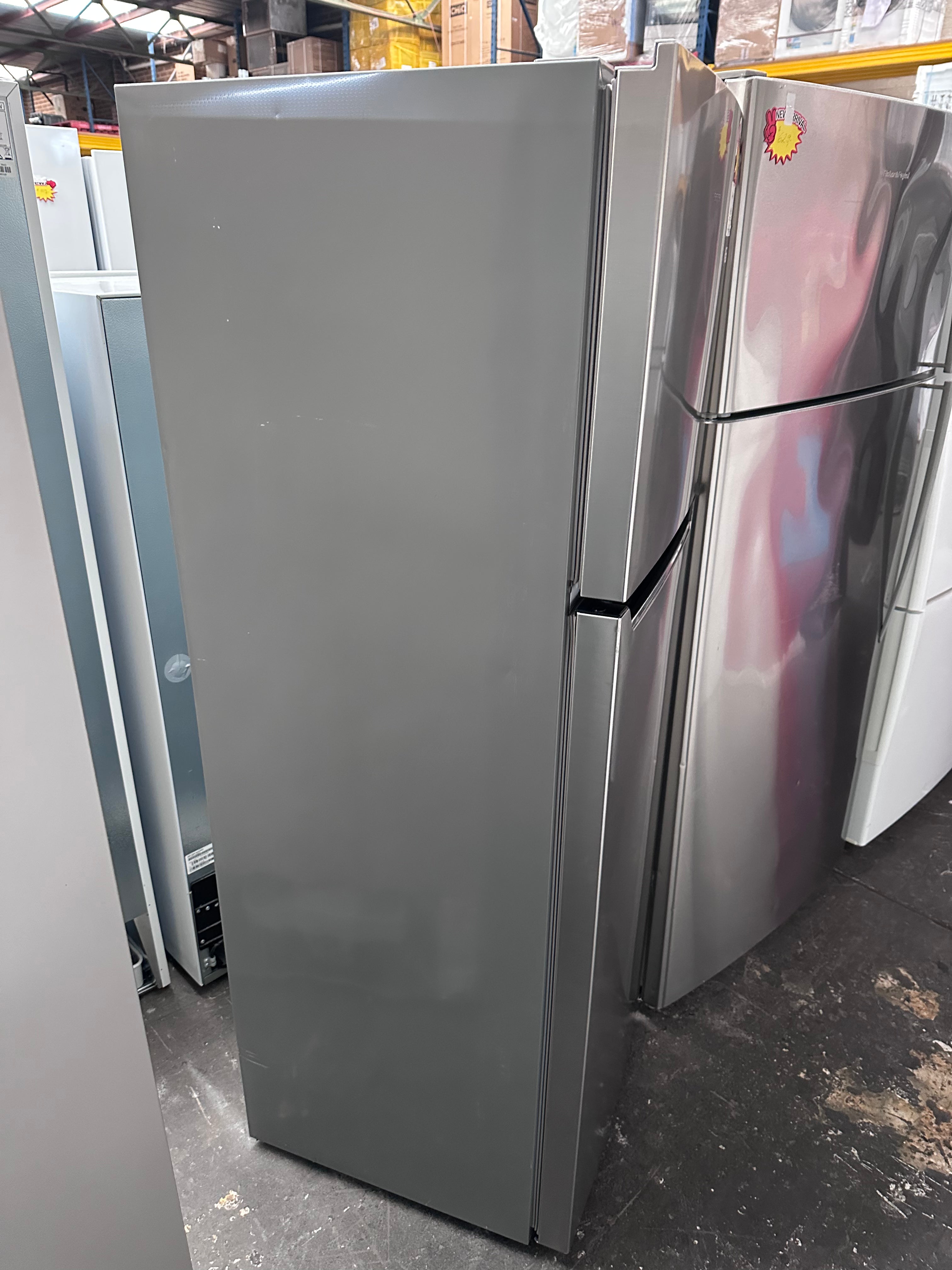 Hisense 272L Top Mount Refrigerator - Stainless Steel Energy Efficient Fridge [Certified Refurbished] for Kitchen, Apartment & Small Spaces