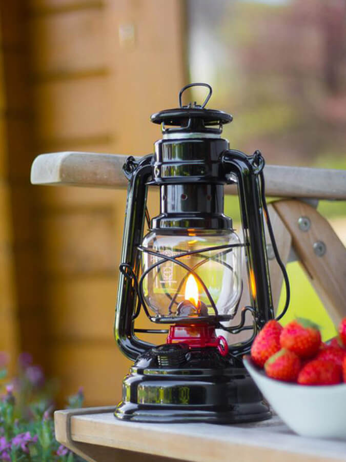 Feuerhand Baby Special 276 Hurricane Lantern - Vintage Outdoor Camping Light for Emergency, Garden, Patio & Power Outages