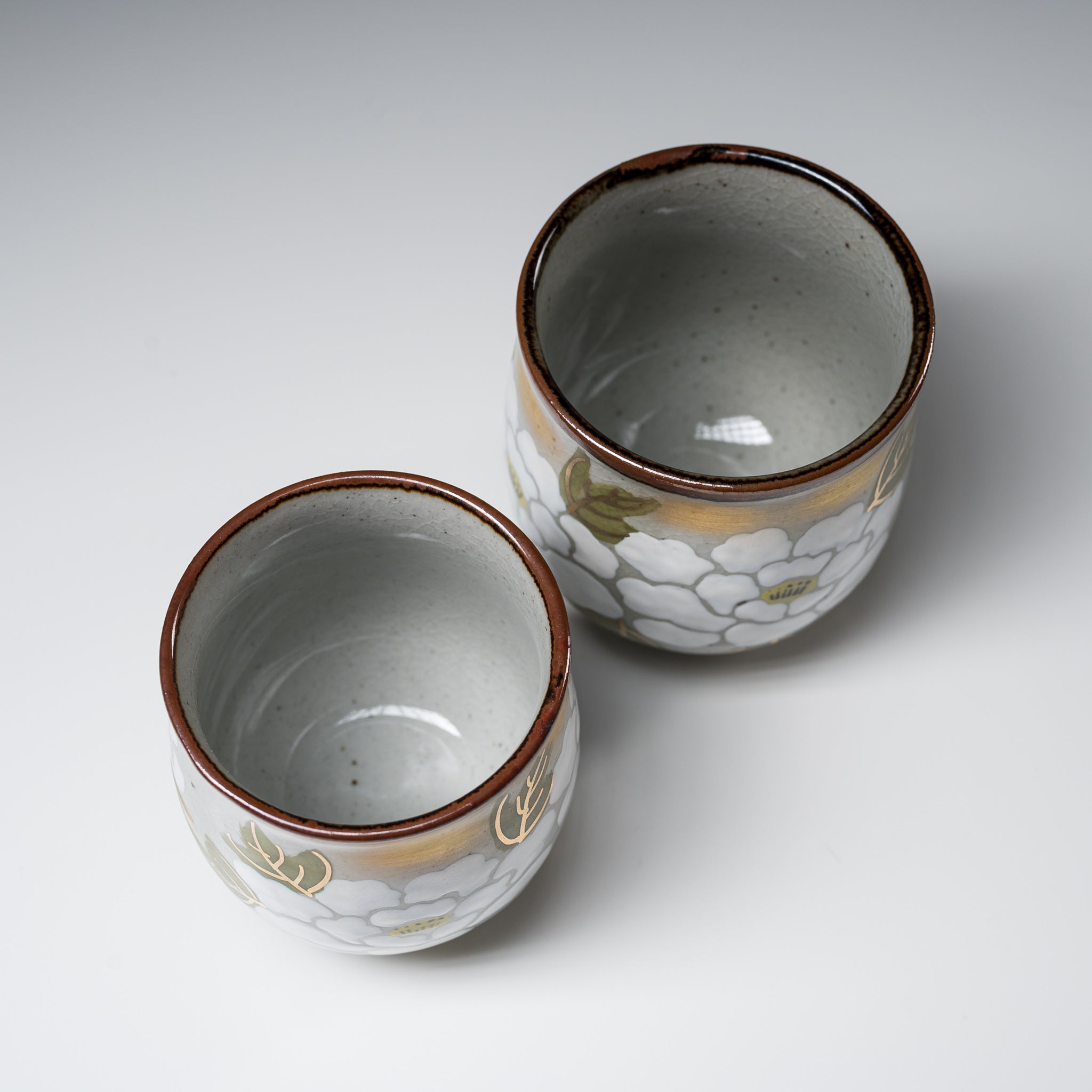 Handmade Kutani Ware White Peony Pair Yunomi Tea Cups - Traditional Japanese Ceramic Tea Set for Matcha or Sencha - Perfect for Tea Ceremonies, Home Decor & Gift Giving