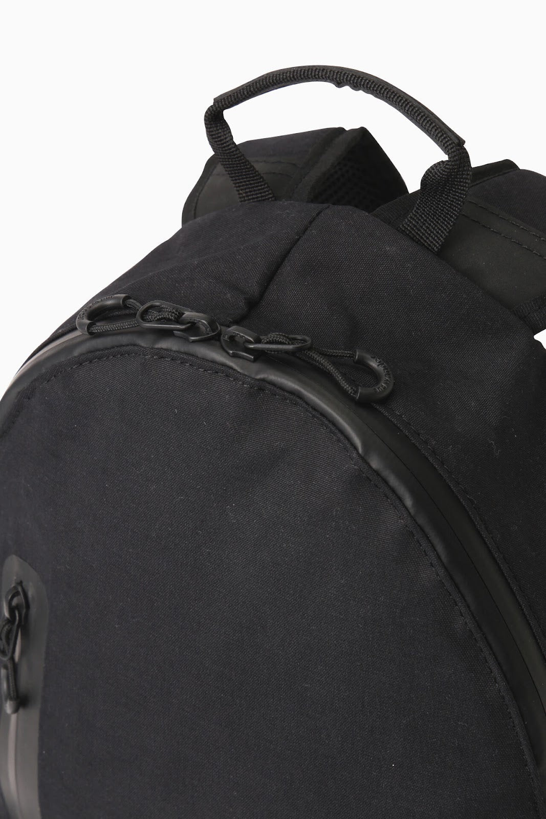 AND WANDER PE/CO 20L Lightweight Waterproof Daypack Backpack - Black | Perfect for Hiking, Travel & Daily Commute
