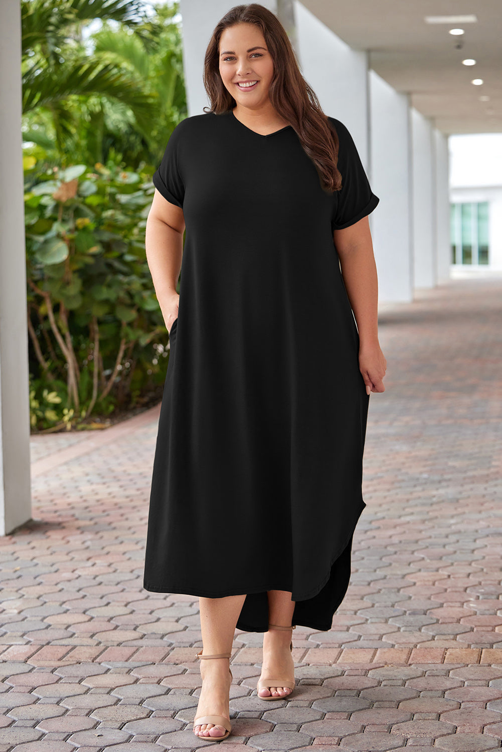 Plus Size V Neck Beach Maxi Dress - Flowy Summer Sundress for Women, Casual Boho Long Dress with Pockets | Perfect for Vacations, Pool Parties & Beach Getaways