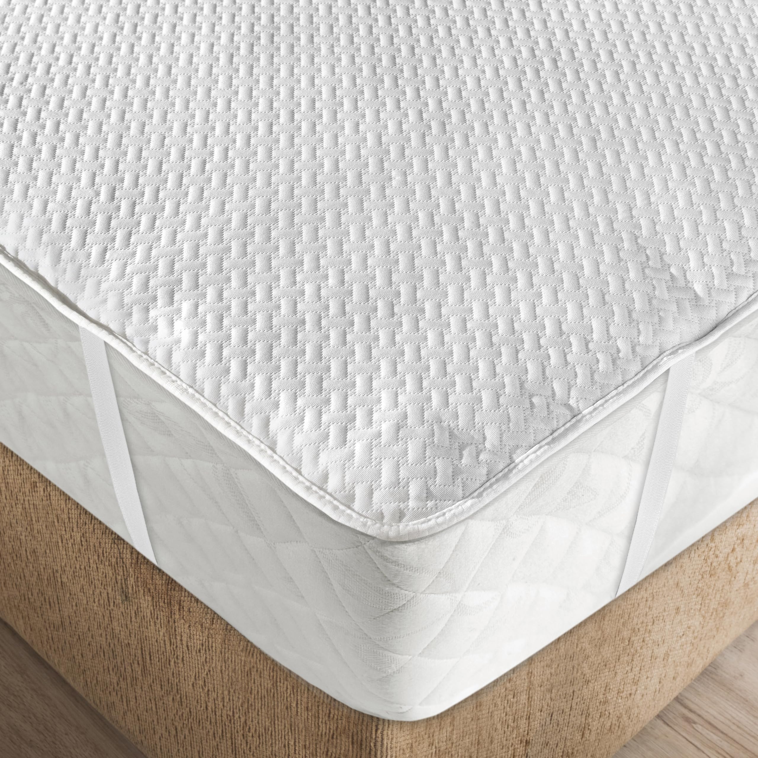 Ambesonne King Size Quilted Mattress Topper - Soft, Breathable & Waterproof Bed Pad with Noiseless Surface & Durable Elastic Straps | Premium Comfort for Hotels, Guest Rooms & Home Bedrooms