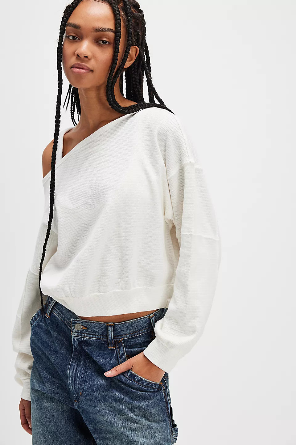 iFe Women's Lightweight Pullover Sweater - Soft & Comfortable Knit Top for Casual Wear, Office, and Layering