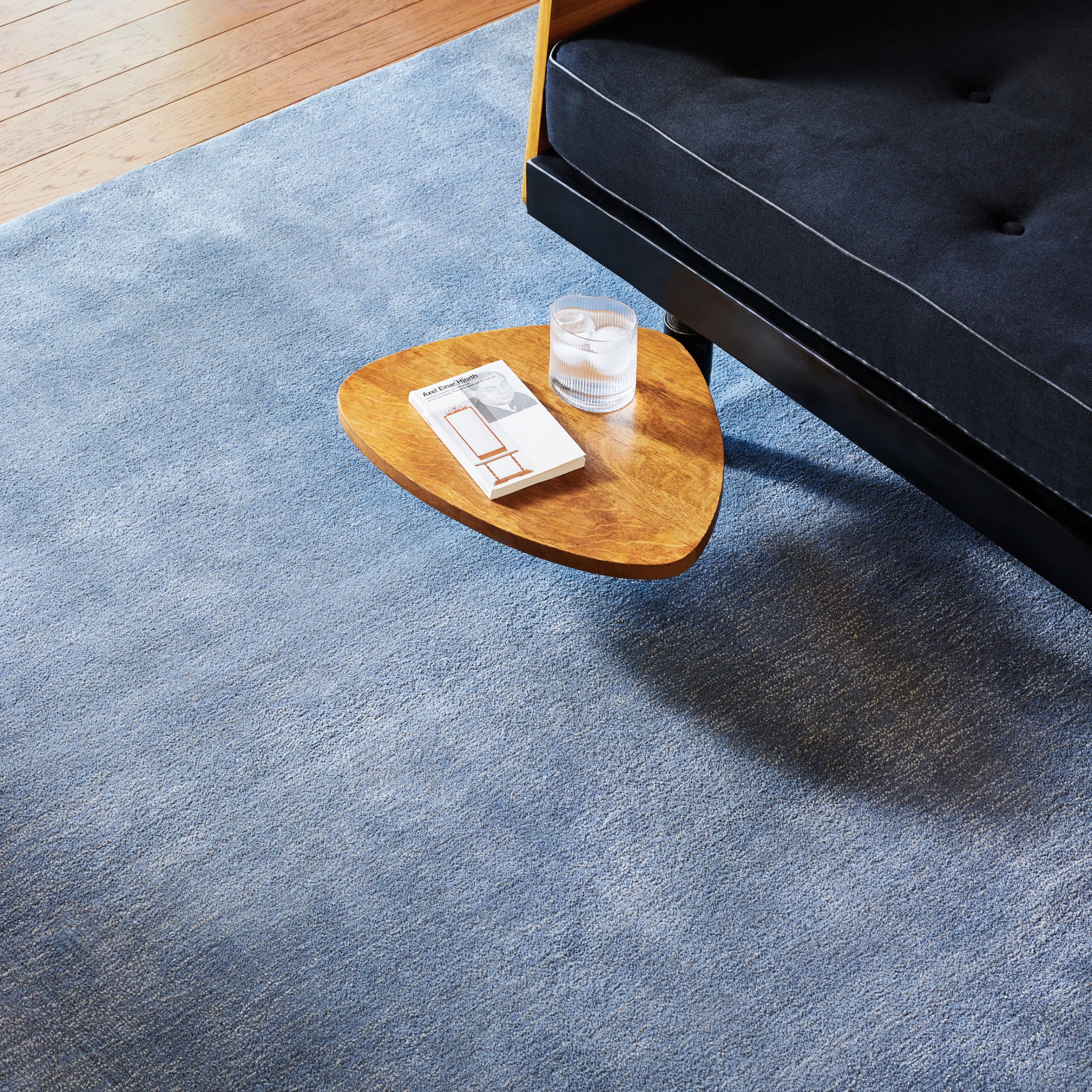 Arrel Speckled Wool Blend Rug - Soft & Durable Denim Style Area Rug for Living Room, Bedroom, or Office Decor