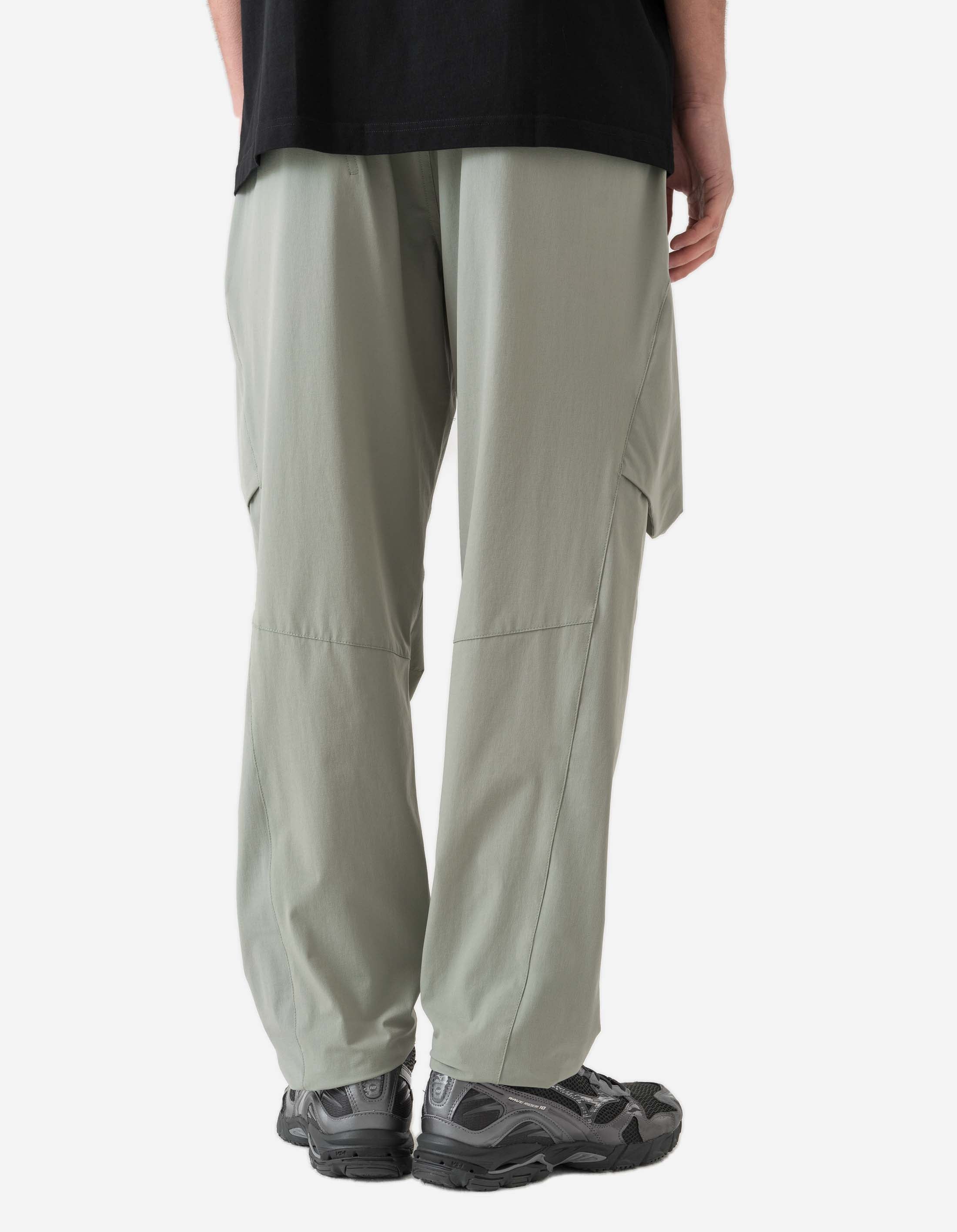 6043 Eco-Friendly Recycled Cargo Track Pants for Men - Comfortable Sage Green Joggers for Outdoor Activities & Casual Wear