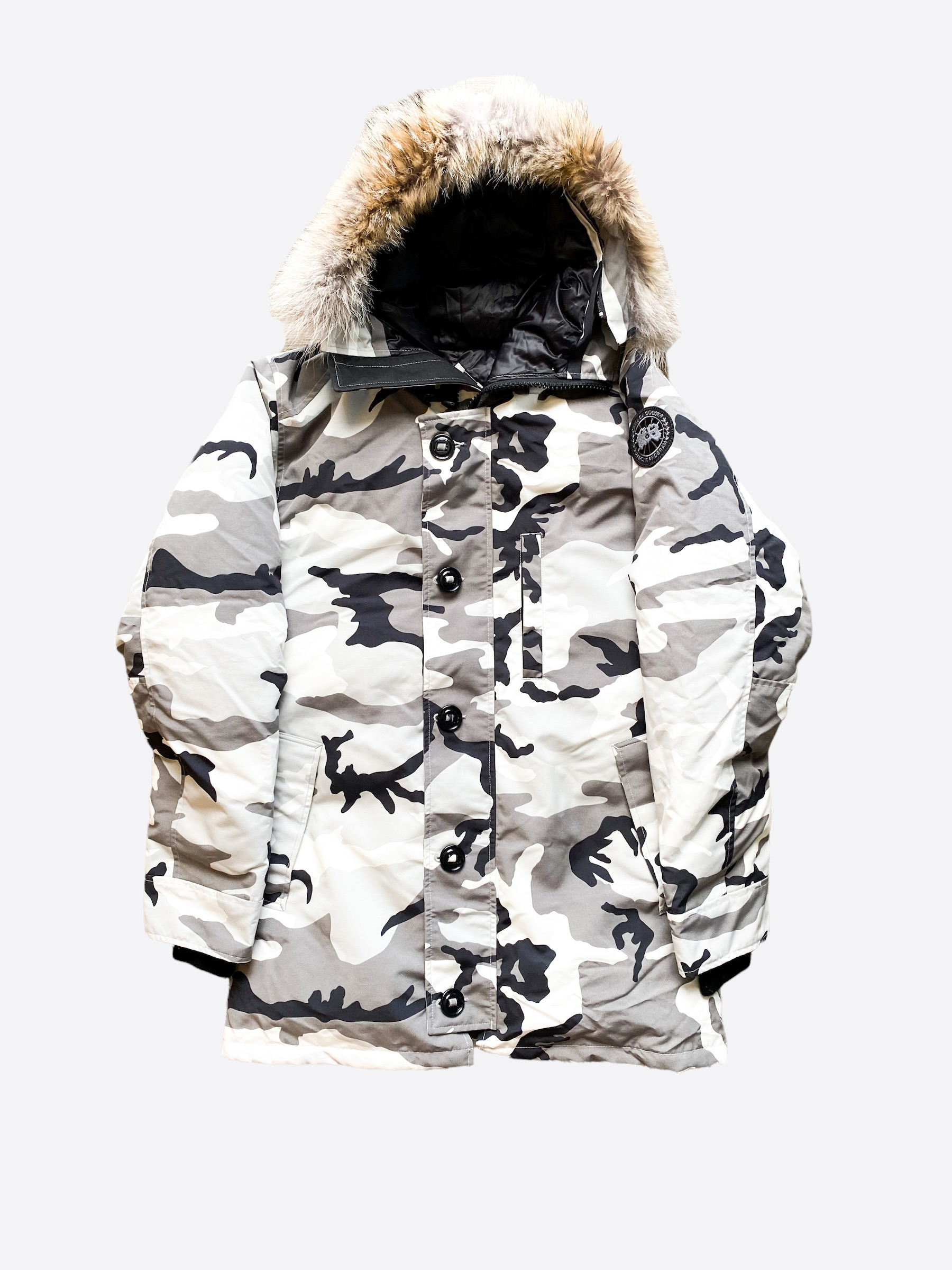 Canada Goose Snow Camo Black Label Chateau Men's Winter Jacket - Waterproof, Windproof Parka for Extreme Cold Weather - Perfect for Skiing, Snowboarding & Outdoor Adventures