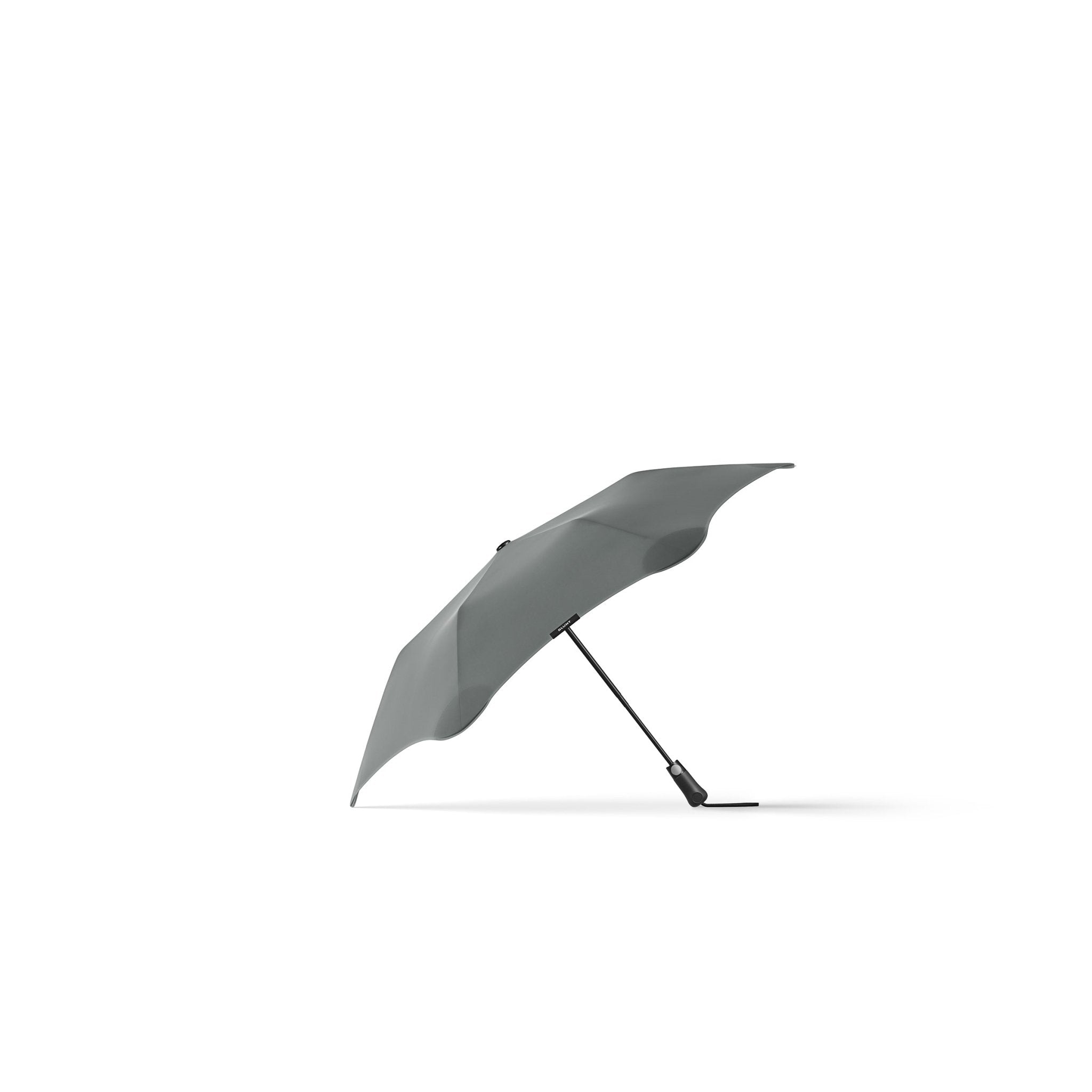 BLUNT Metro Collapsible Compact Umbrella - Windproof Travel Umbrella with Automatic Open/Close, Charcoal Gray - Perfect for Commuting, Travel & Outdoor Activities