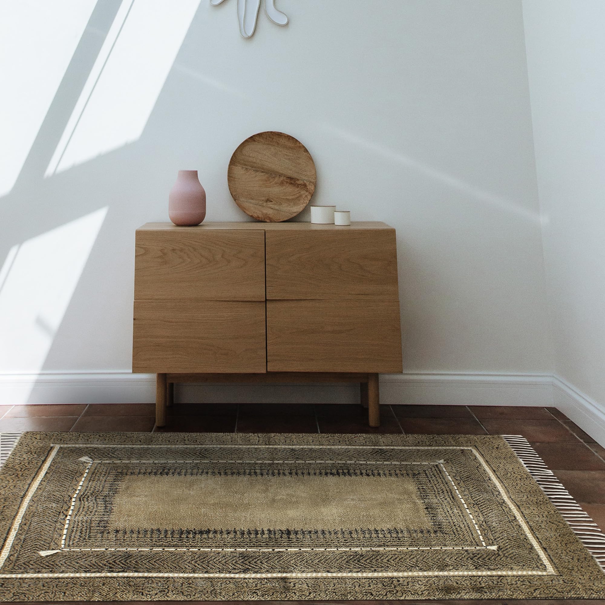 Handmade 7 Square Foot Kilim Rug - Boho Chic Cotton Flatweave Area Rug with Bronze & Black Border - Easy Washable for Large Bedroom, Dining Room, Hallway or Patio - Perfect as Boho Decor, Doormat or Table Runner