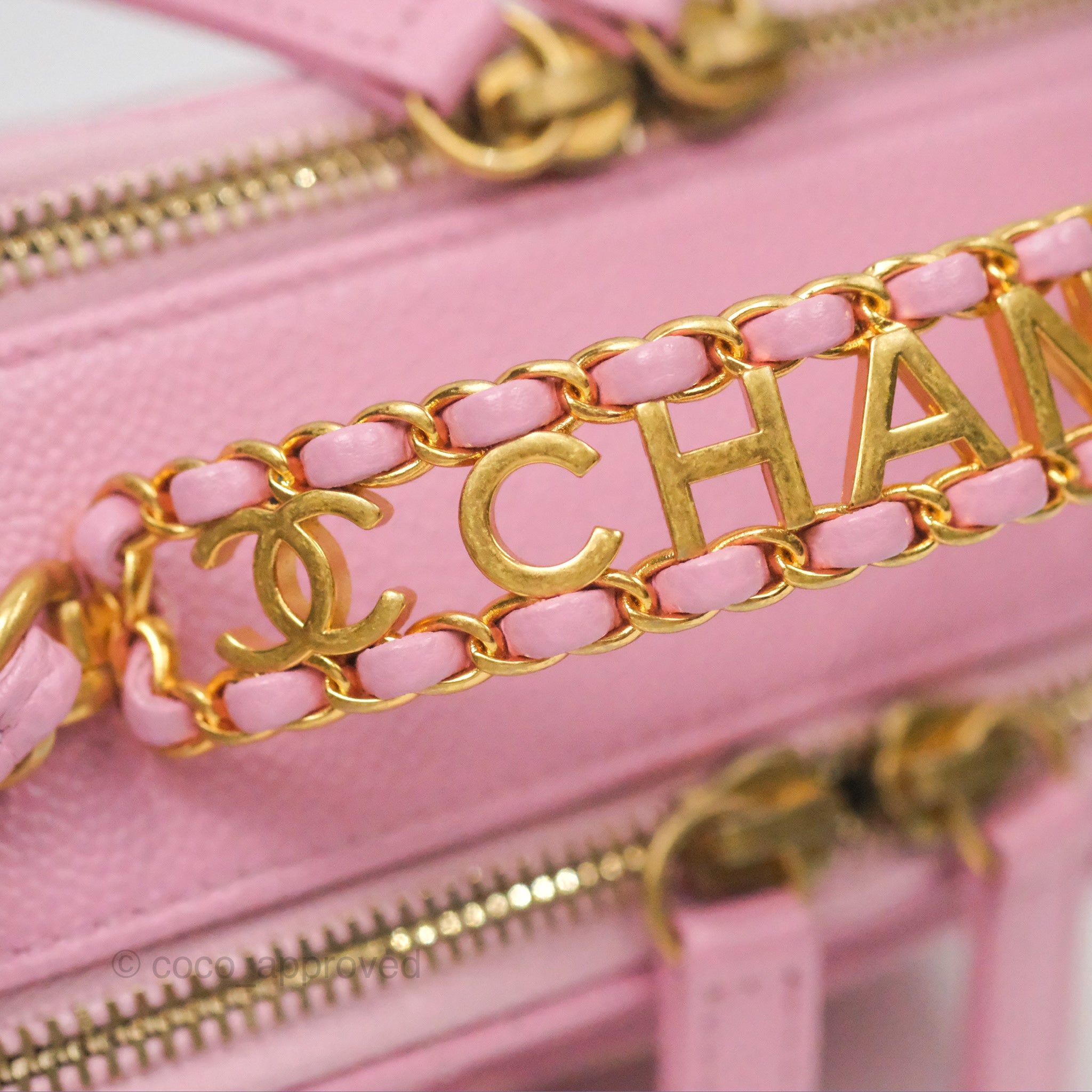 Chanel Caviar Quilted Small Vanity Case Handbag in Light Pink - Luxury Crossbody Bag for Women, Perfect for Date Night & Special Occasions