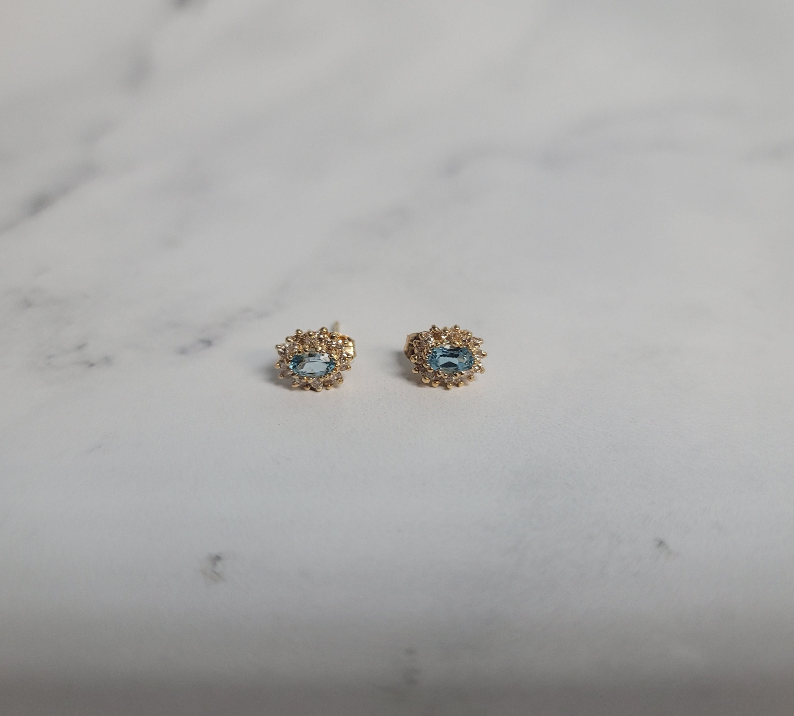 14K Yellow Gold Blue Topaz Diamond Earrings for Women - Elegant Dangle Earrings for Parties, Weddings & Special Occasions